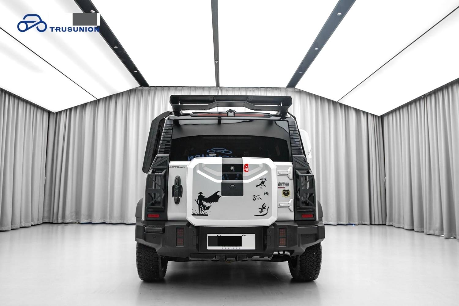 2024 Jetour Traveler Silver Dragon Wings - Main View