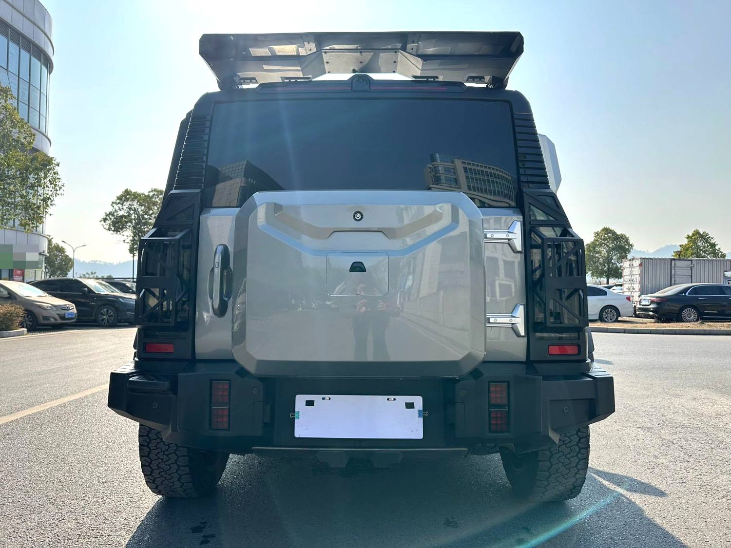 2024 Jetour Traveler Silver Dragon Wings - Main View