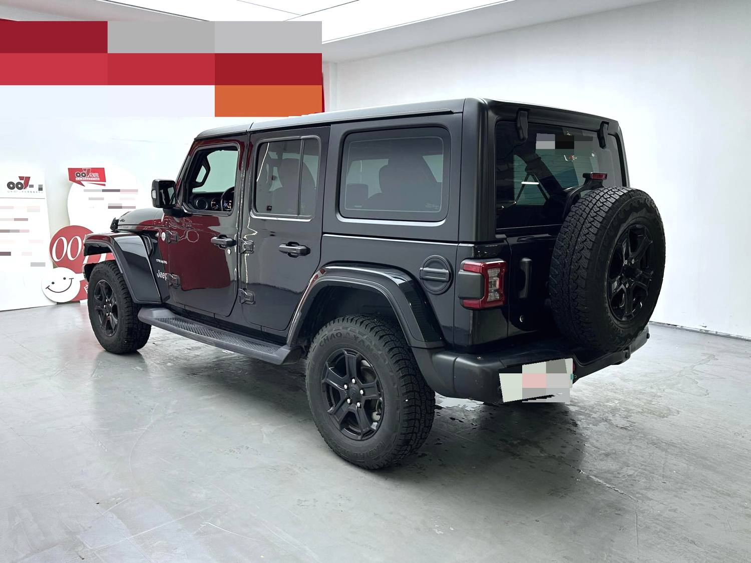 2019 Jeep Wrangler Rubicon - Main View