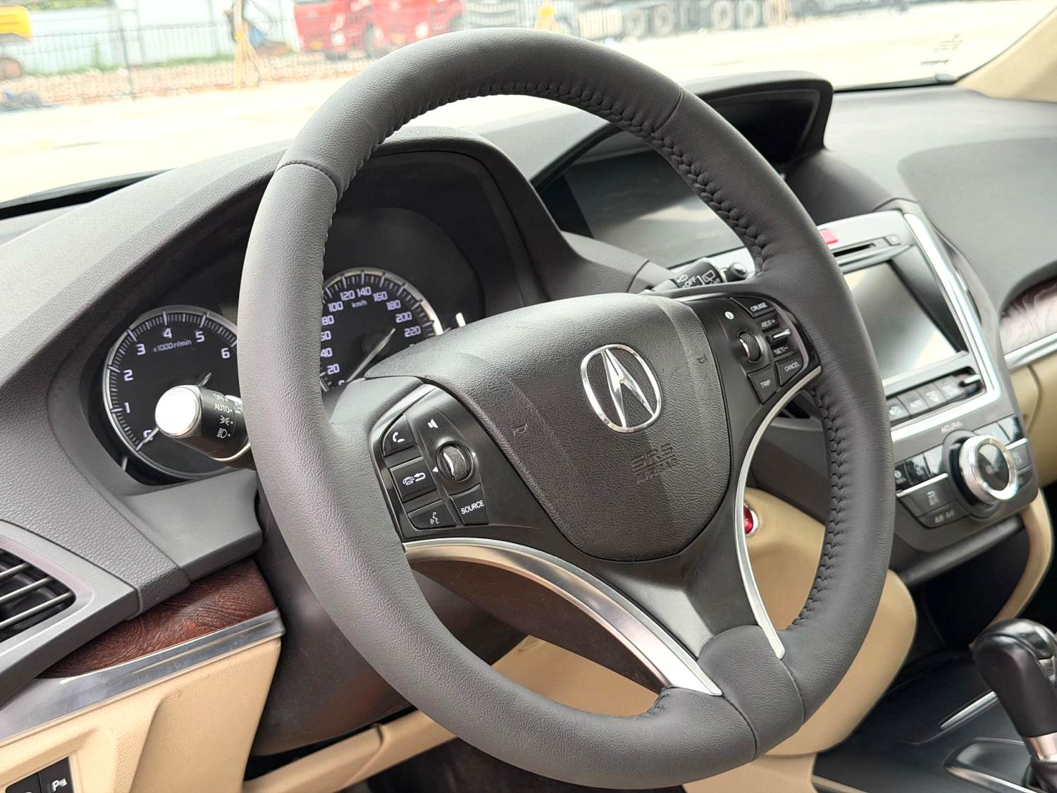 2016 Acura MDX - Main View