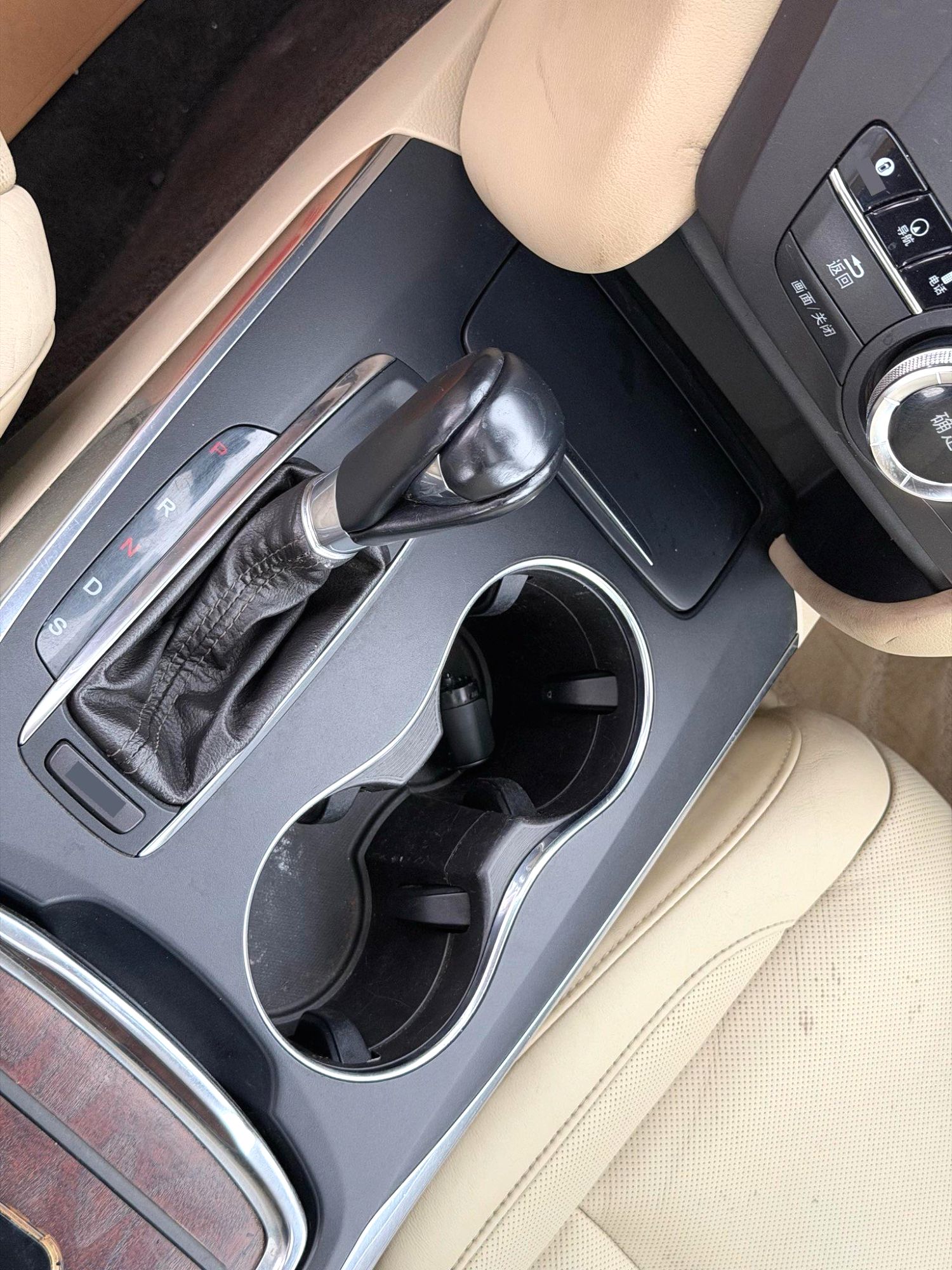 2016 Acura MDX - Main View