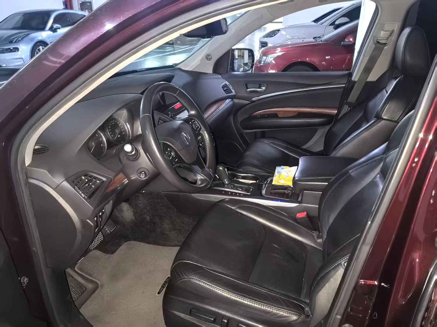 2016 Acura MDX - Main View