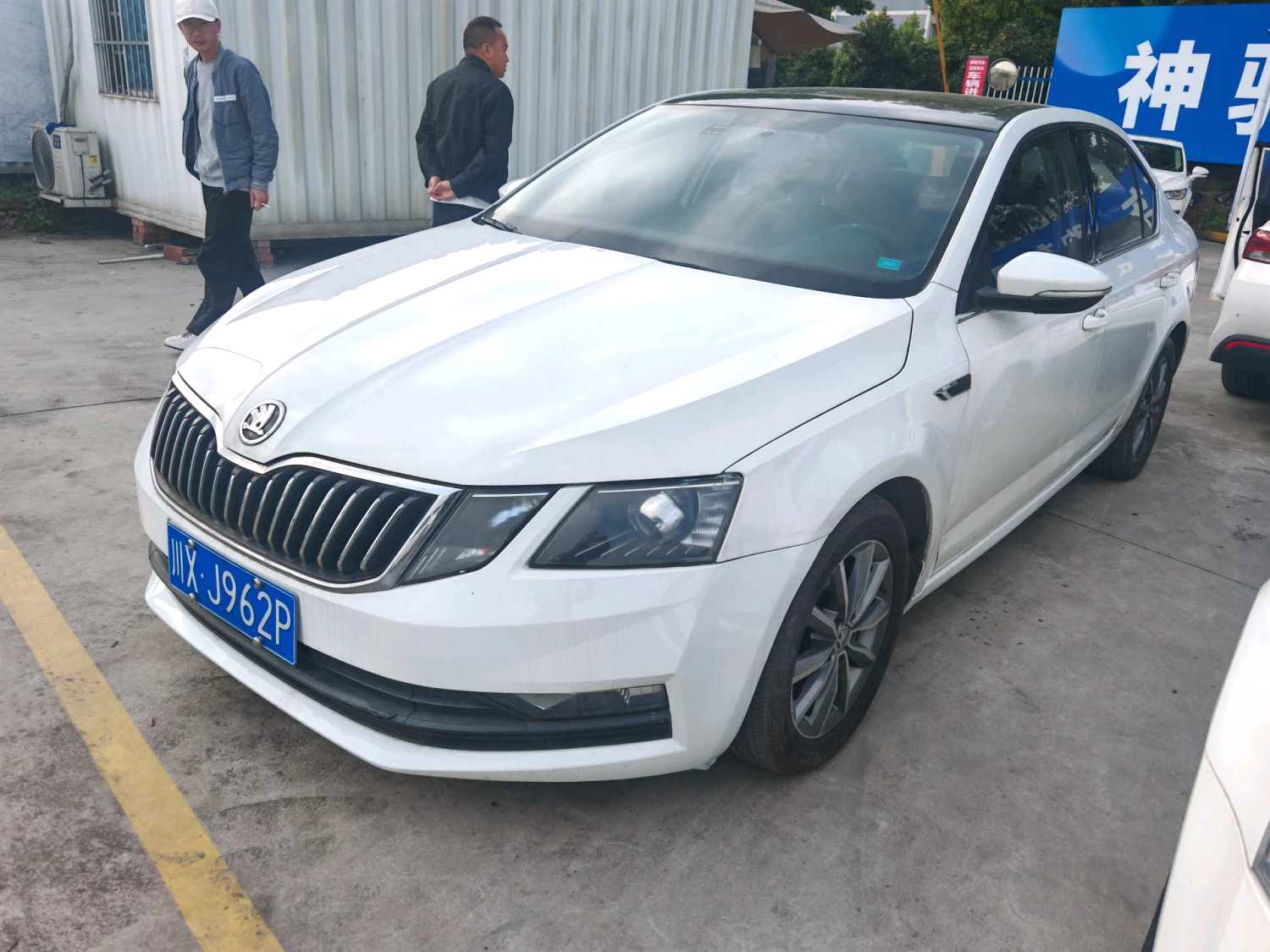 2018 Skoda Octavia - Main View