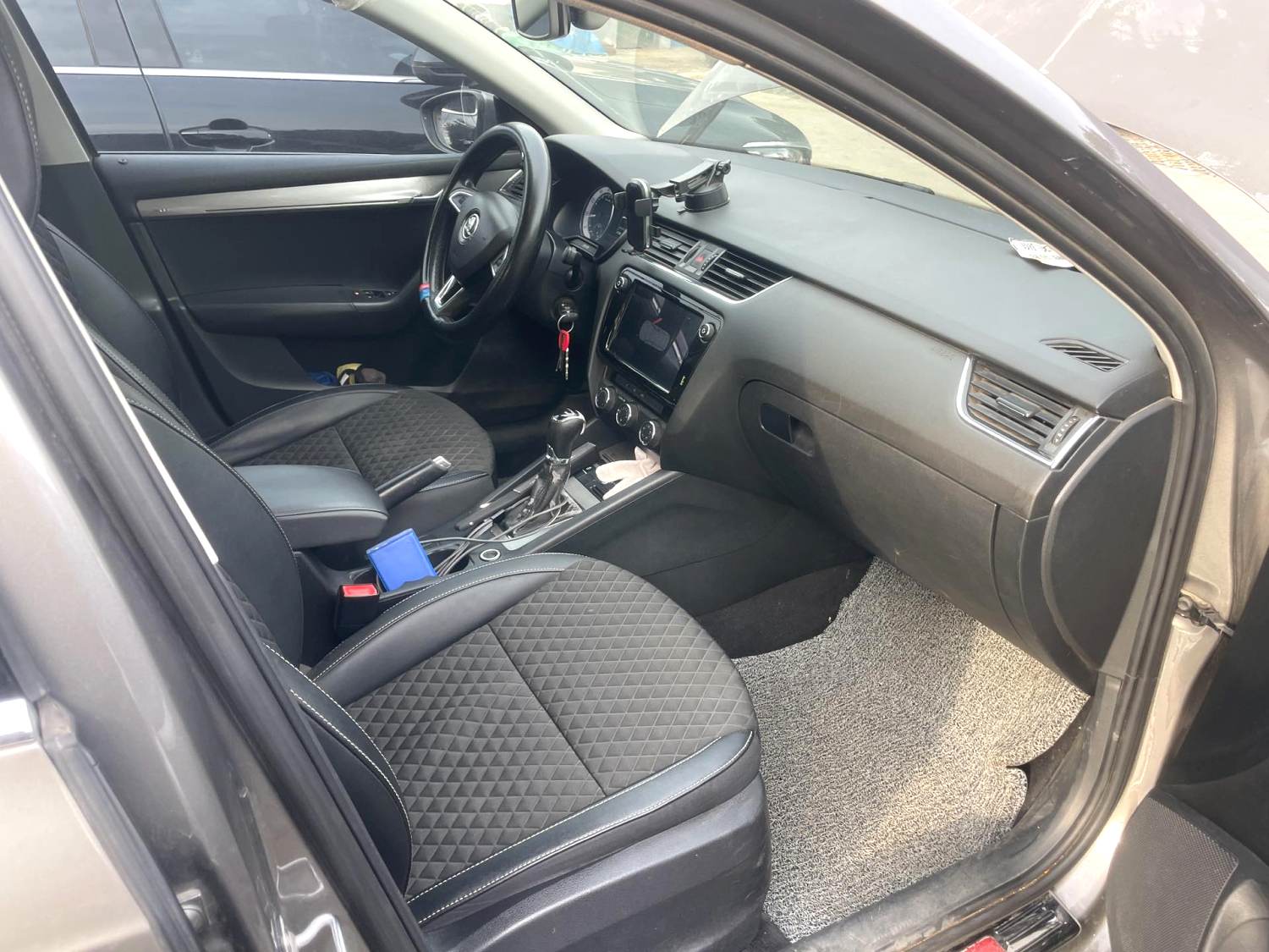 2018 Skoda Octavia - Main View