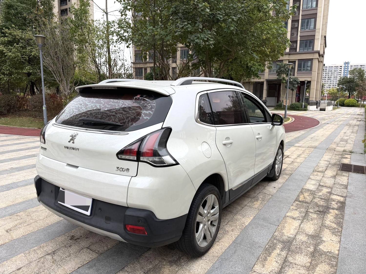 2017 Peugeot 3008 - Main View