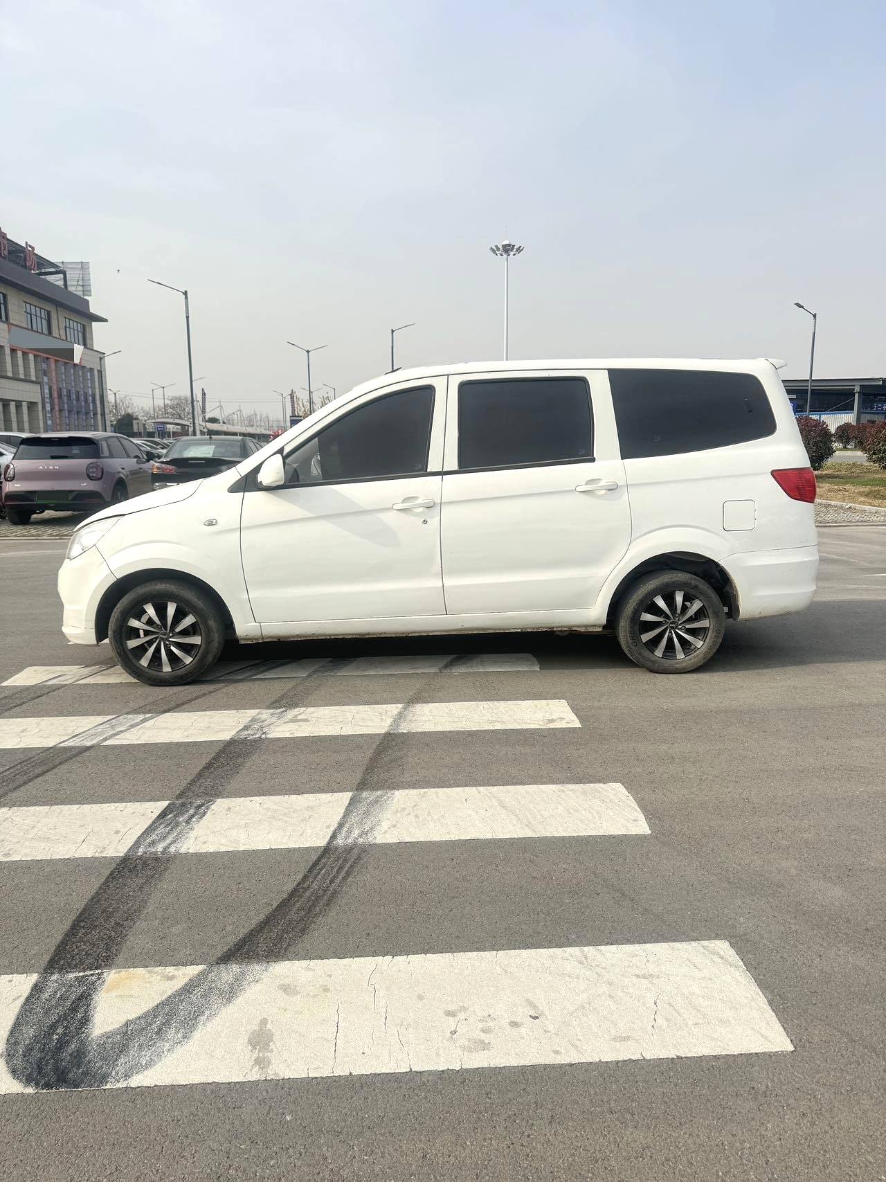 2017 Wevan M20 - Main View