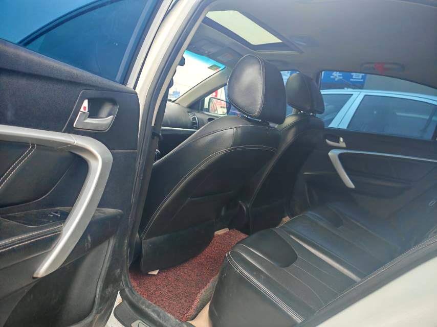 2016 Geely Emgarand - Main View
