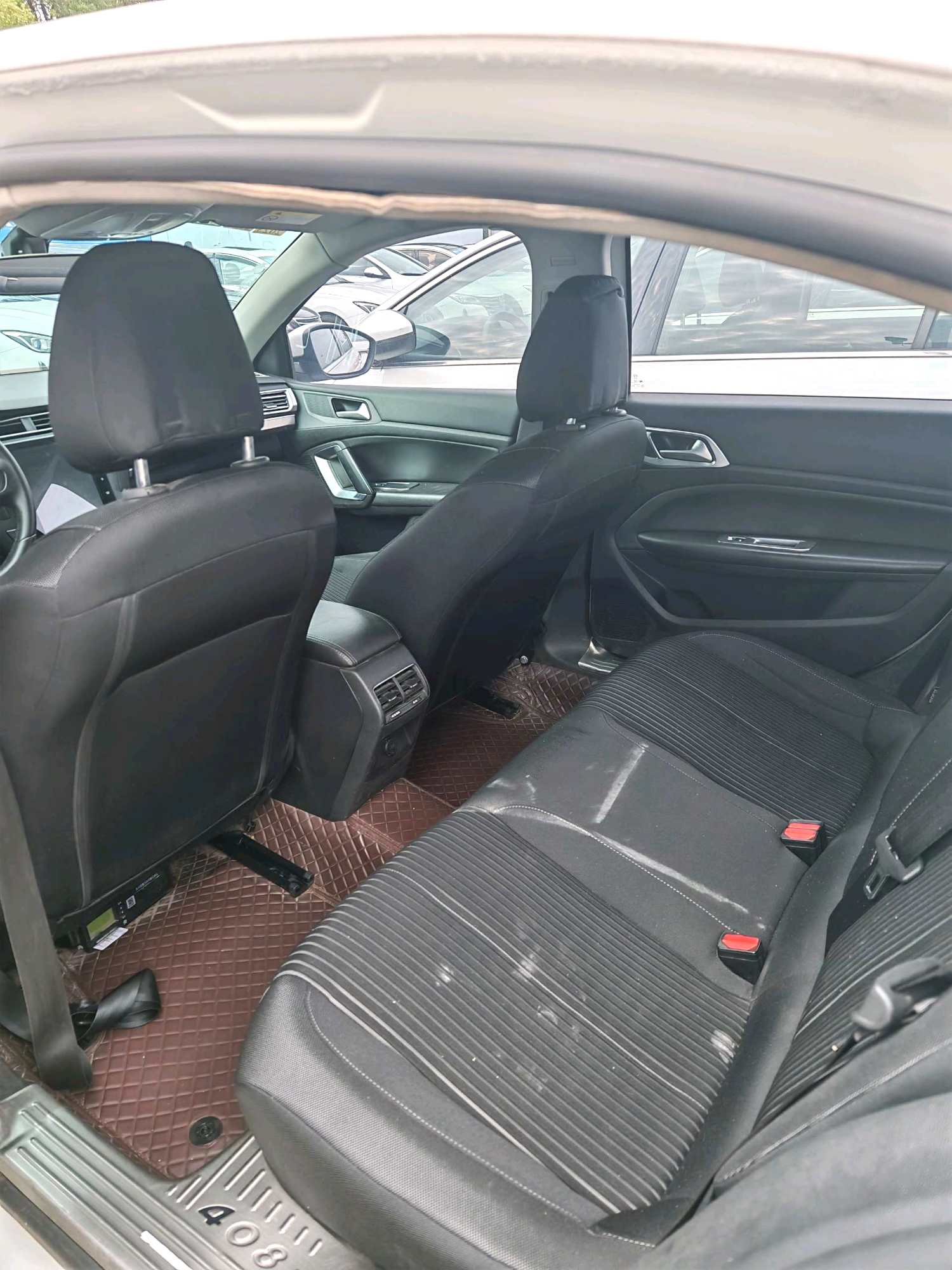 2018 Peugeot 408 - Main View