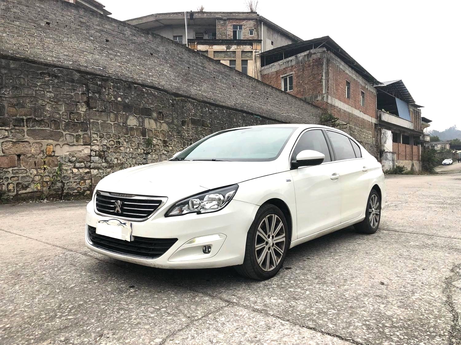 2017 Peugeot 408 - Main View