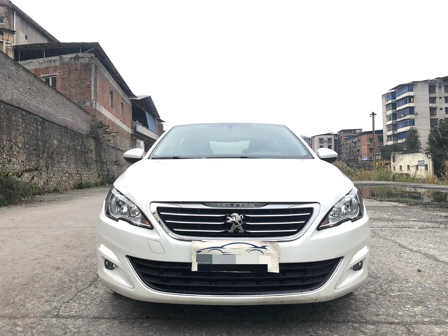 2017 Peugeot 408 - Main View