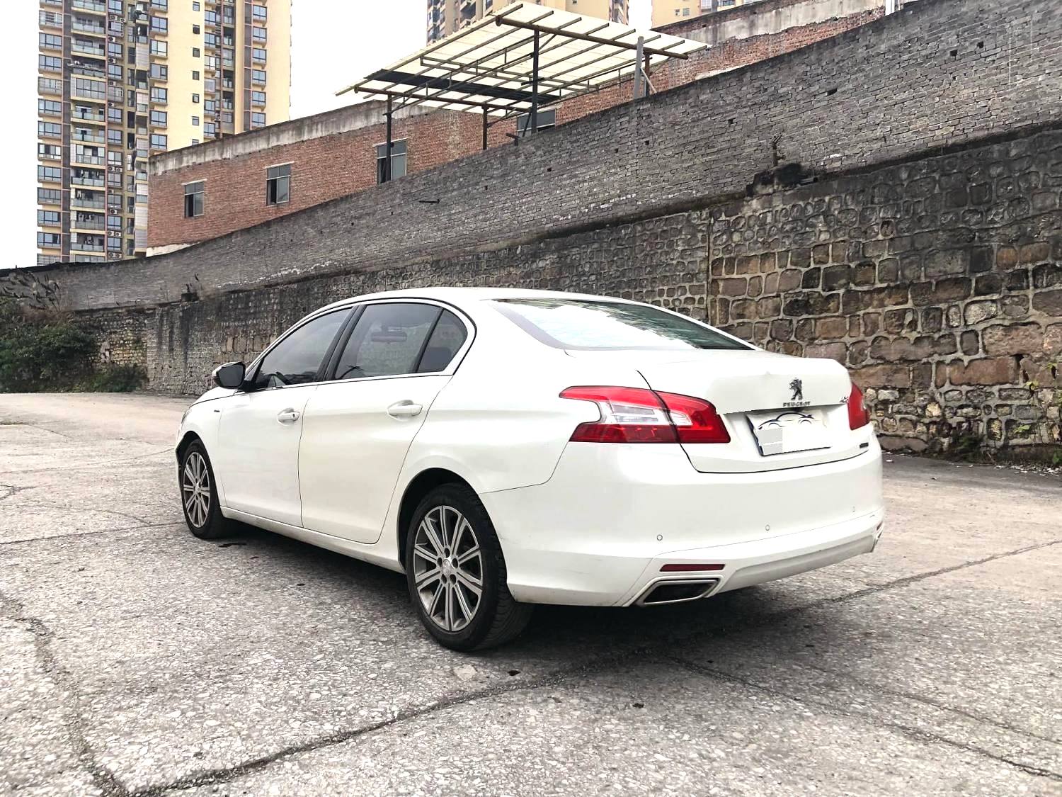 2017 Peugeot 408 - Main View
