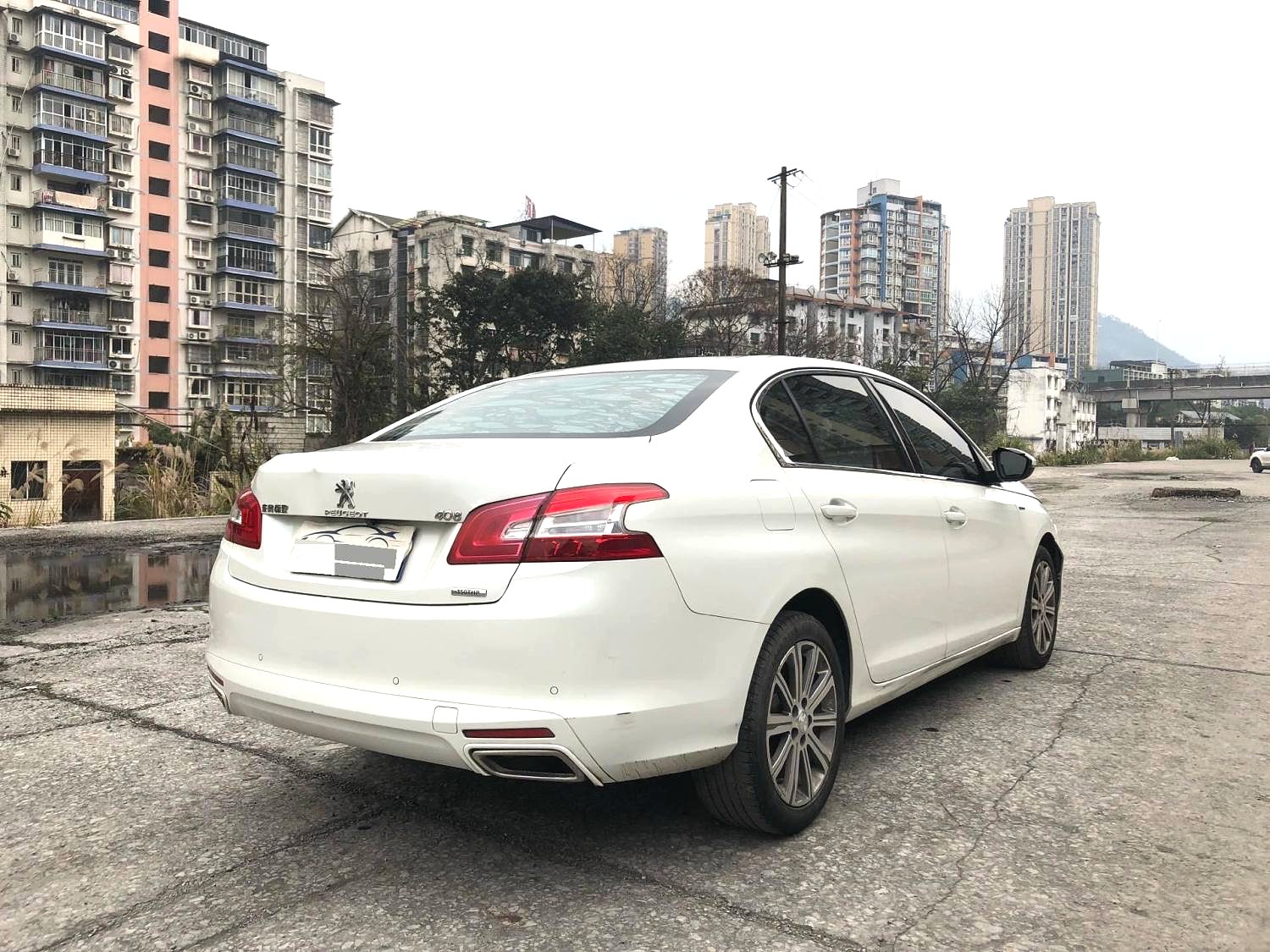 2017 Peugeot 408 - Main View