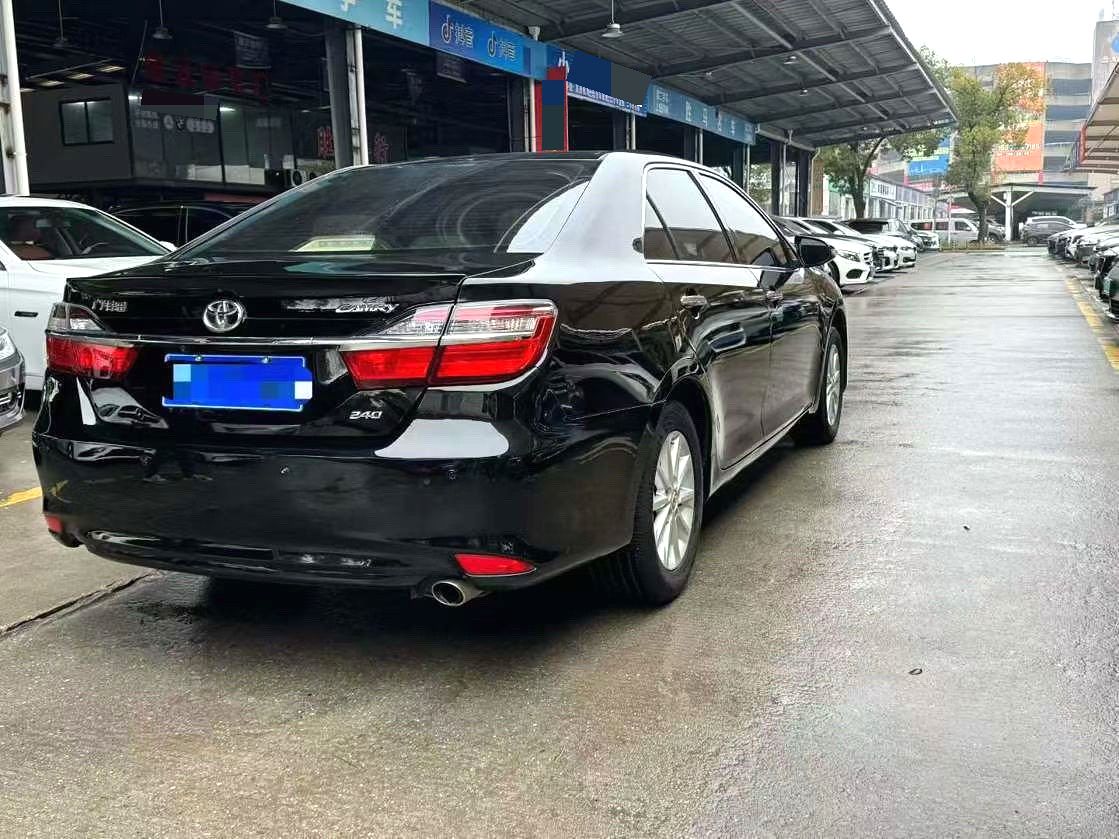 2019 Toyota Camry - Main View