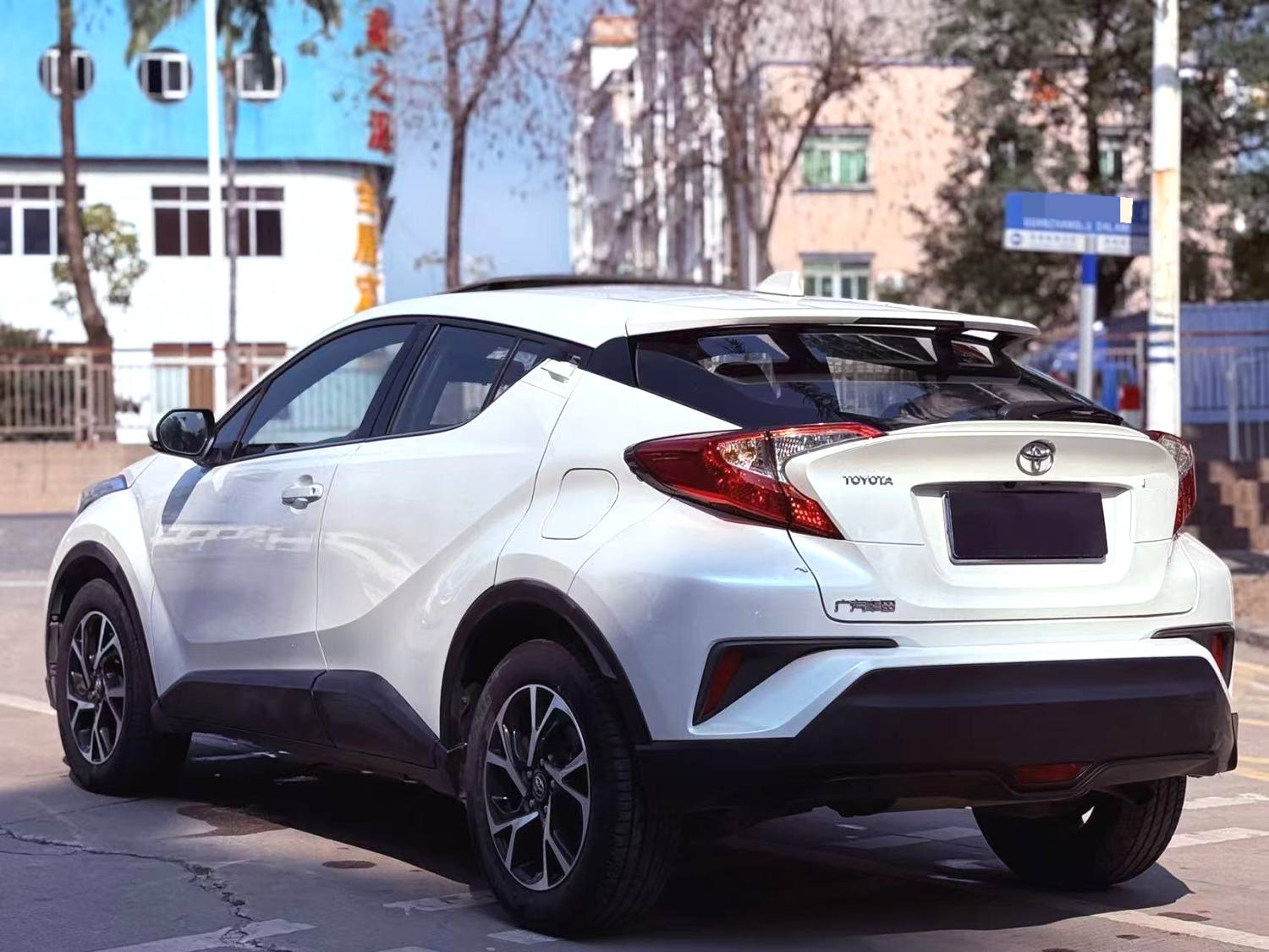 2020 Toyota C-HR - Main View