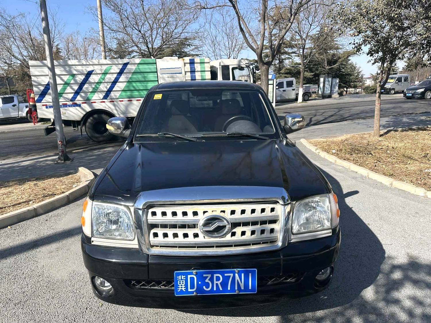 2017 Zhongxing Weihu - Main View