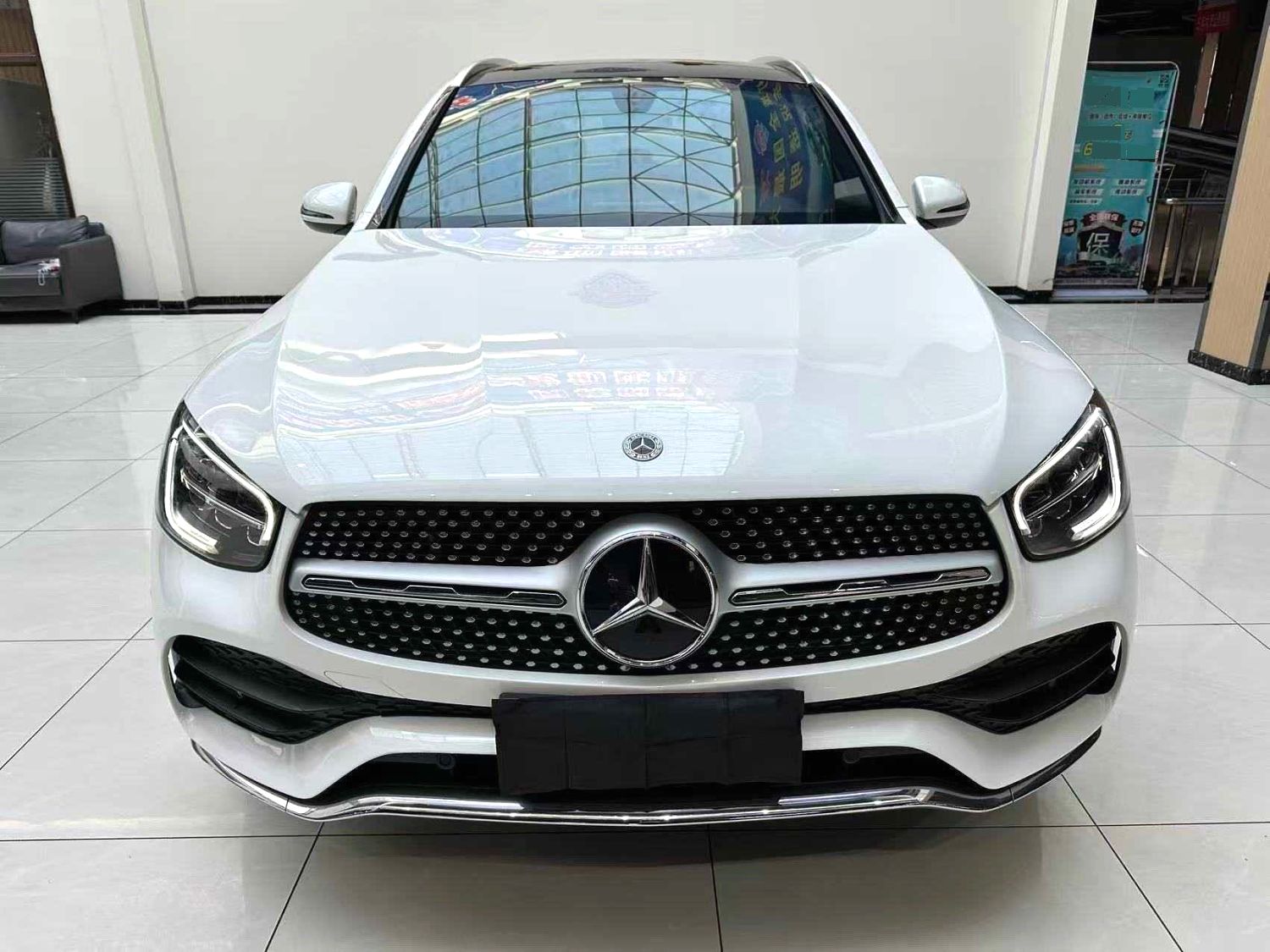 2022 Benz GLC 260L - Main View