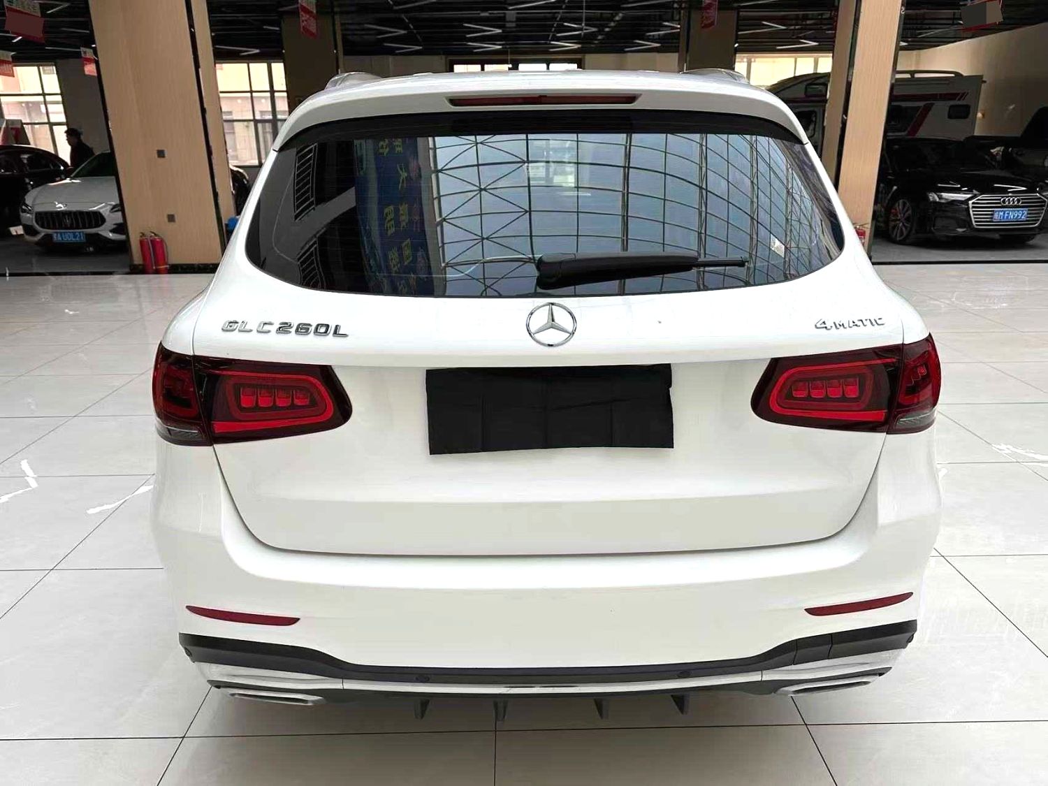 2022 Benz GLC 260L - Main View