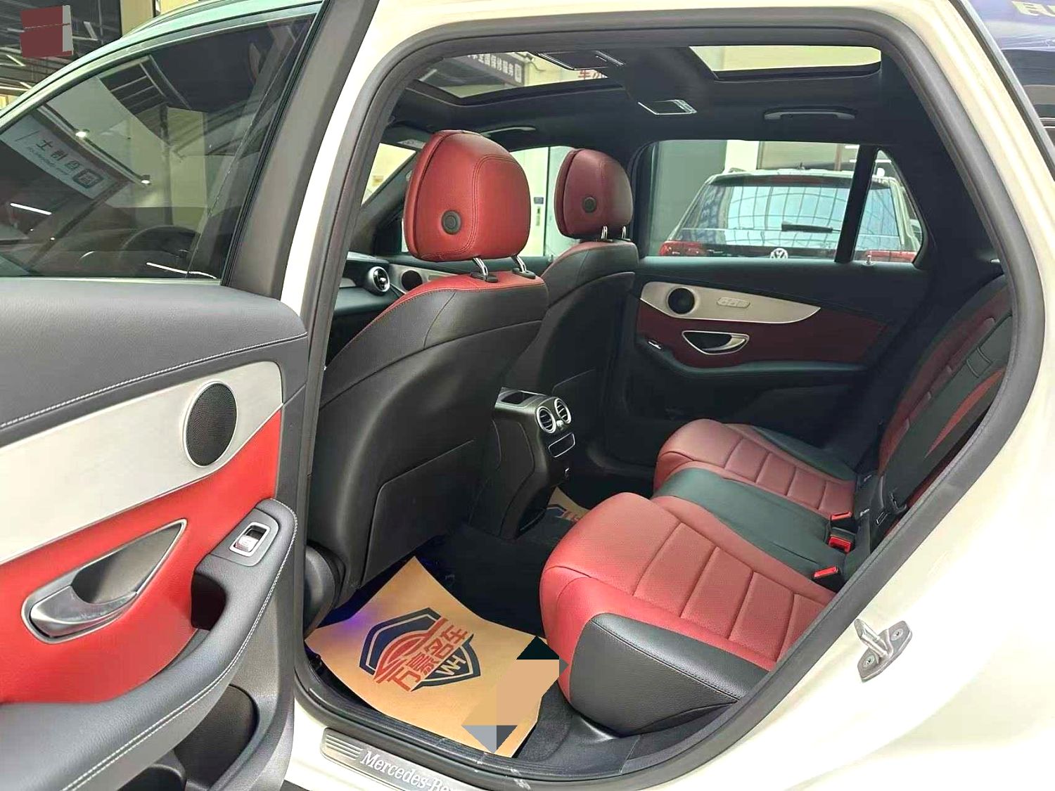 2022 Benz GLC 260L - Main View