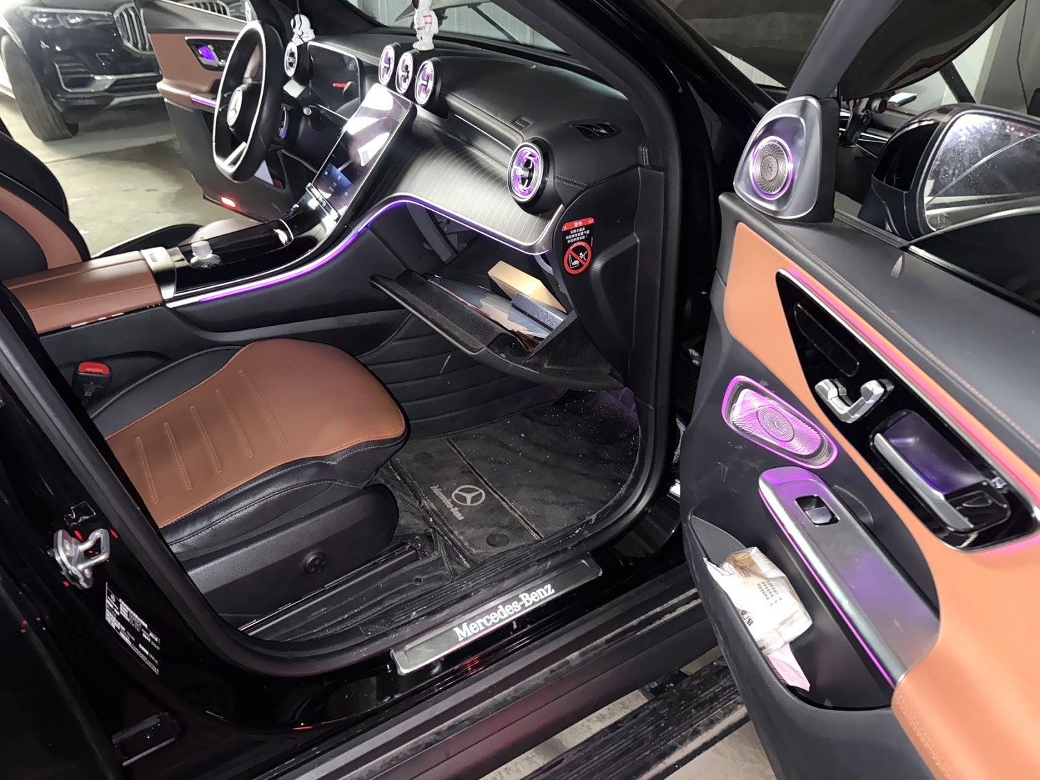 2023 Benz GLC 260L - Main View
