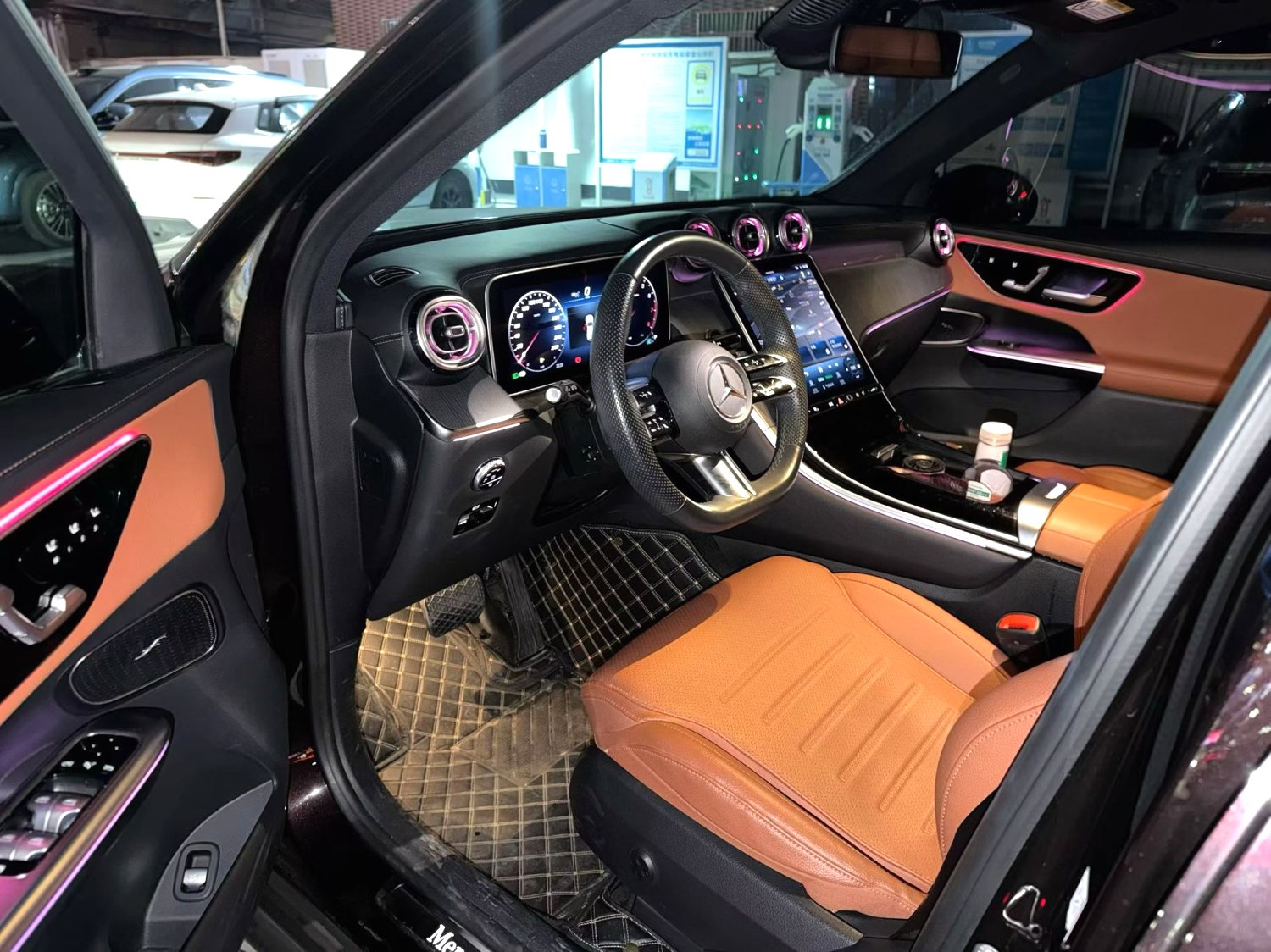 2023 Benz GLC 260L - Main View