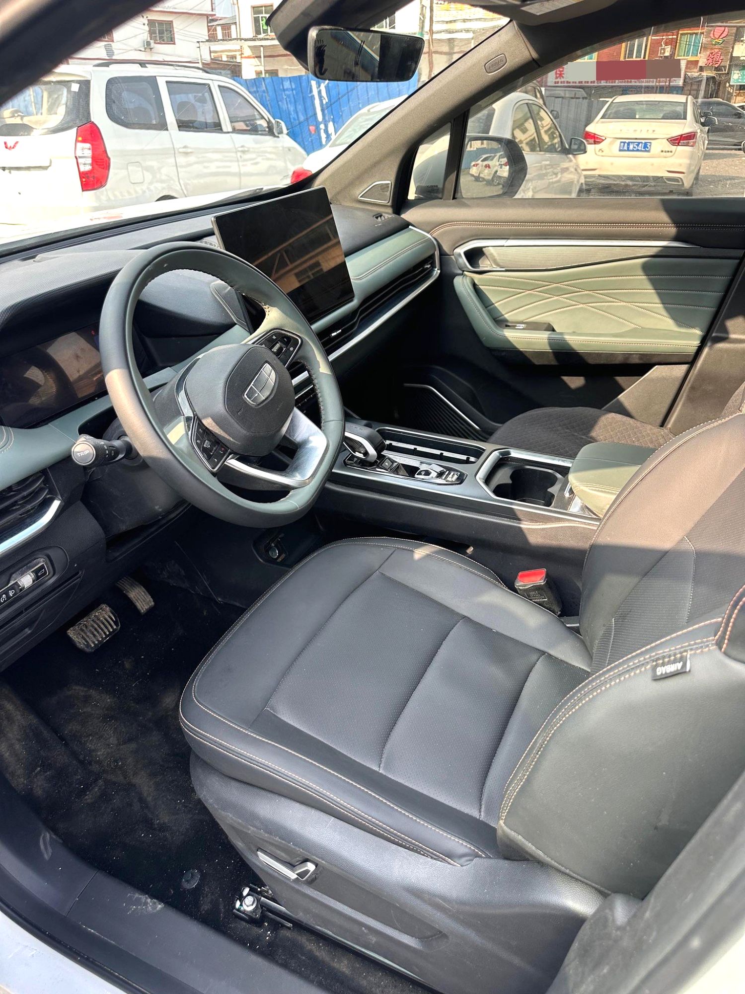 2024 Geely HaoyueL - Main View
