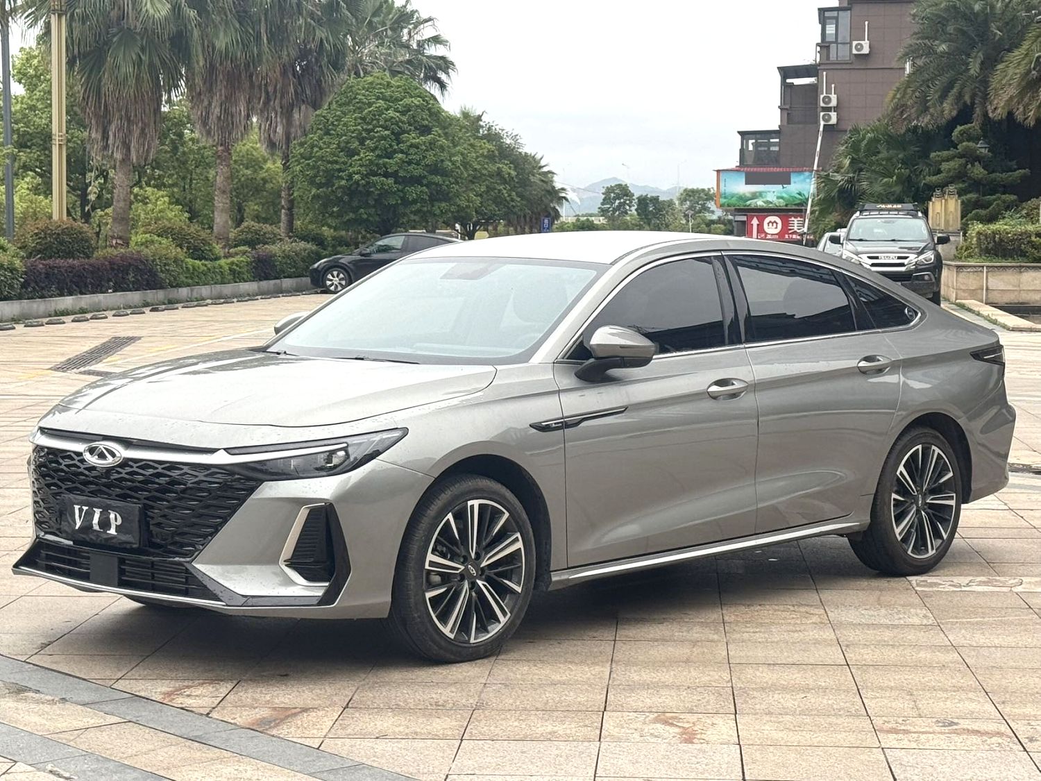 2025 Geely Arrizo8 Pro - Main View