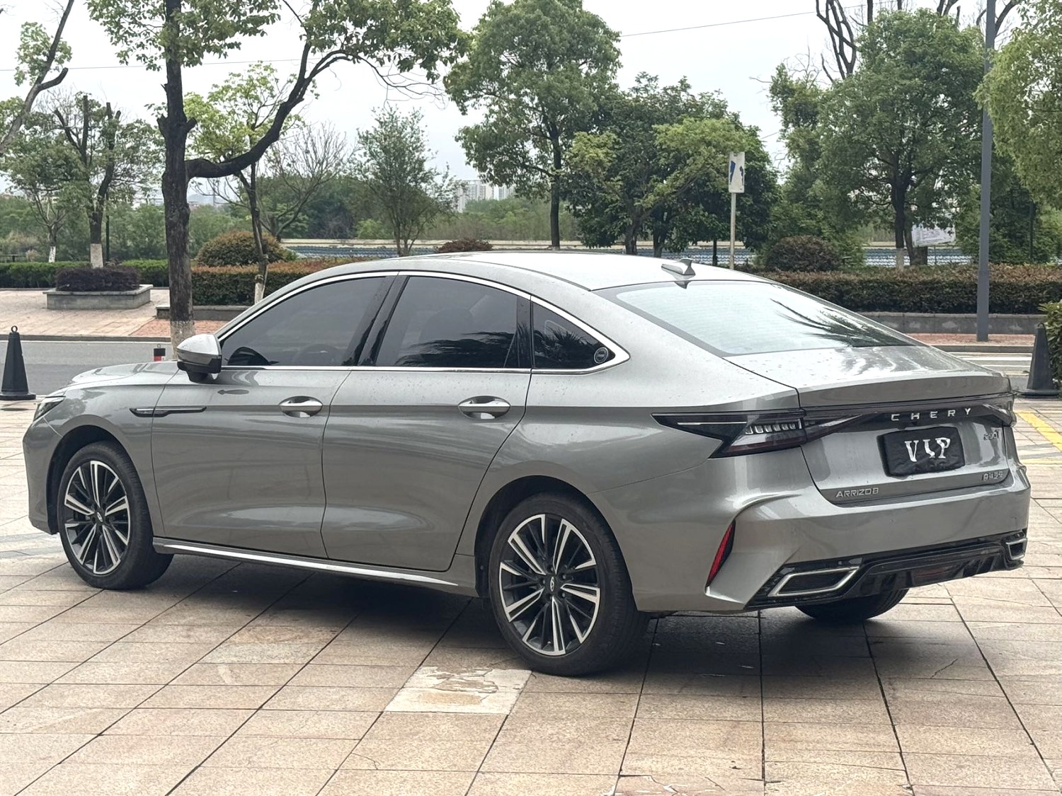 2025 Geely Arrizo8 Pro - Main View