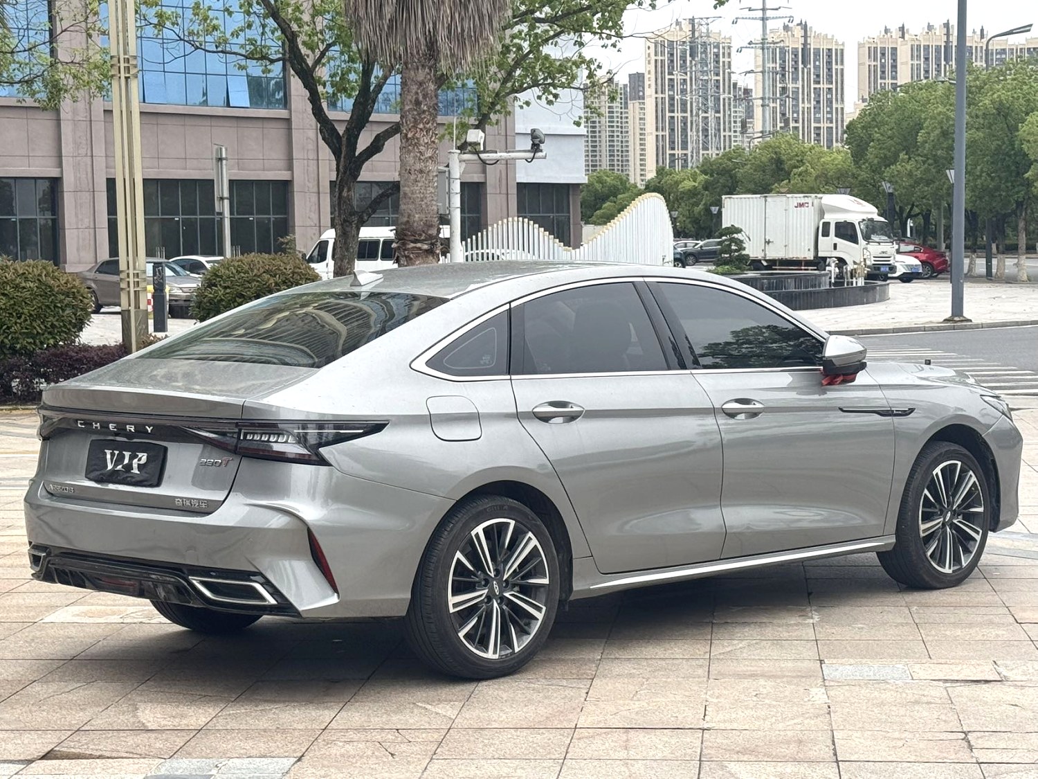2025 Geely Arrizo8 Pro - Main View