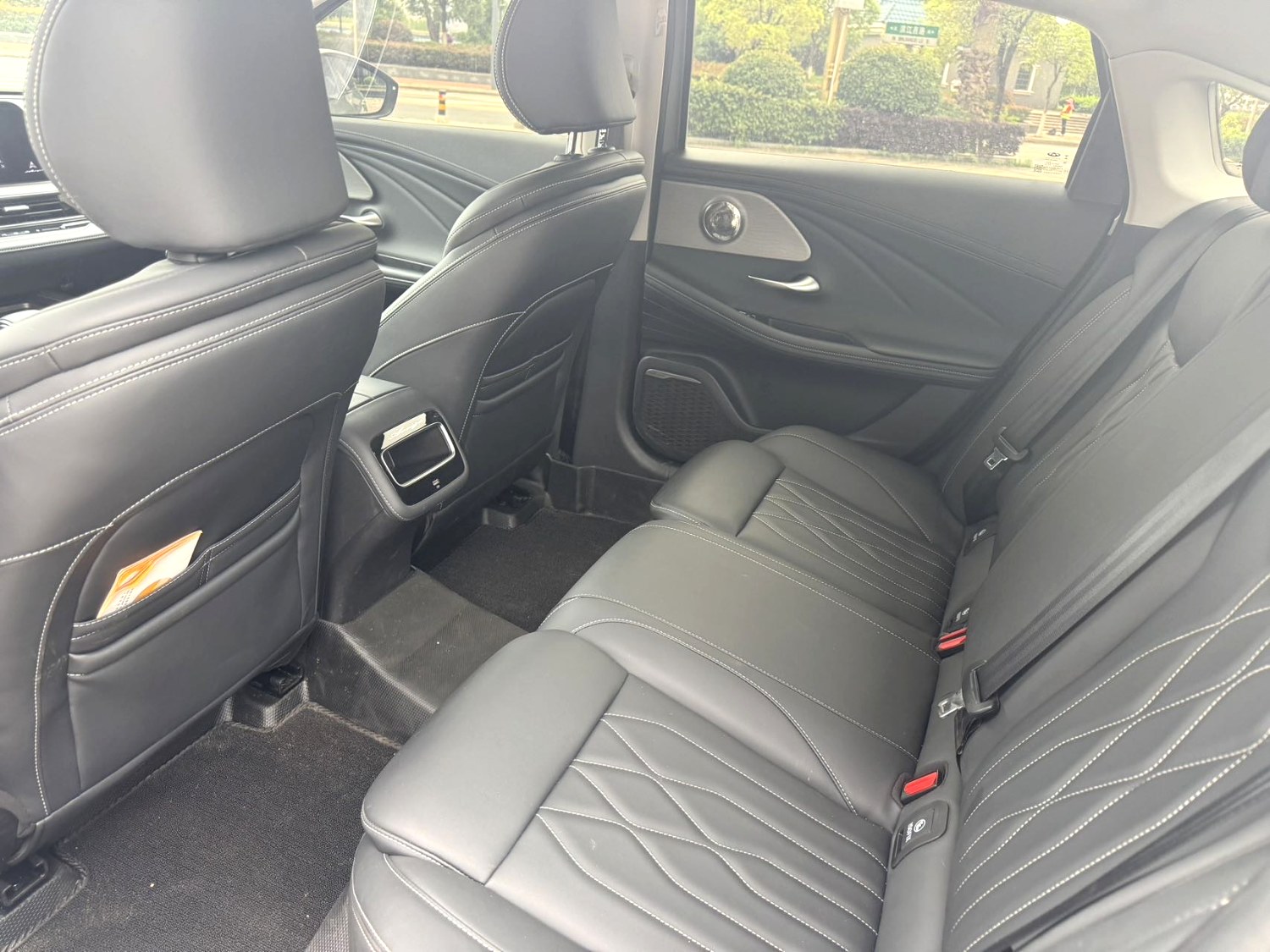 2025 Geely Arrizo8 Pro - Main View
