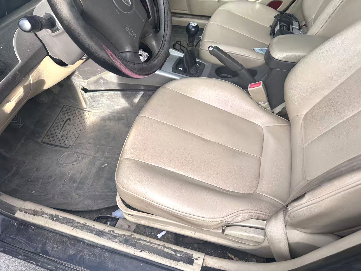 2012 Hyundai Elantra - Main View