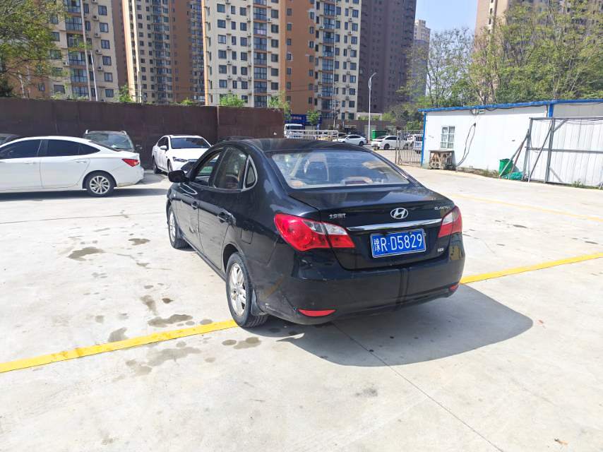 2013 Hyundai Elantra - Main View