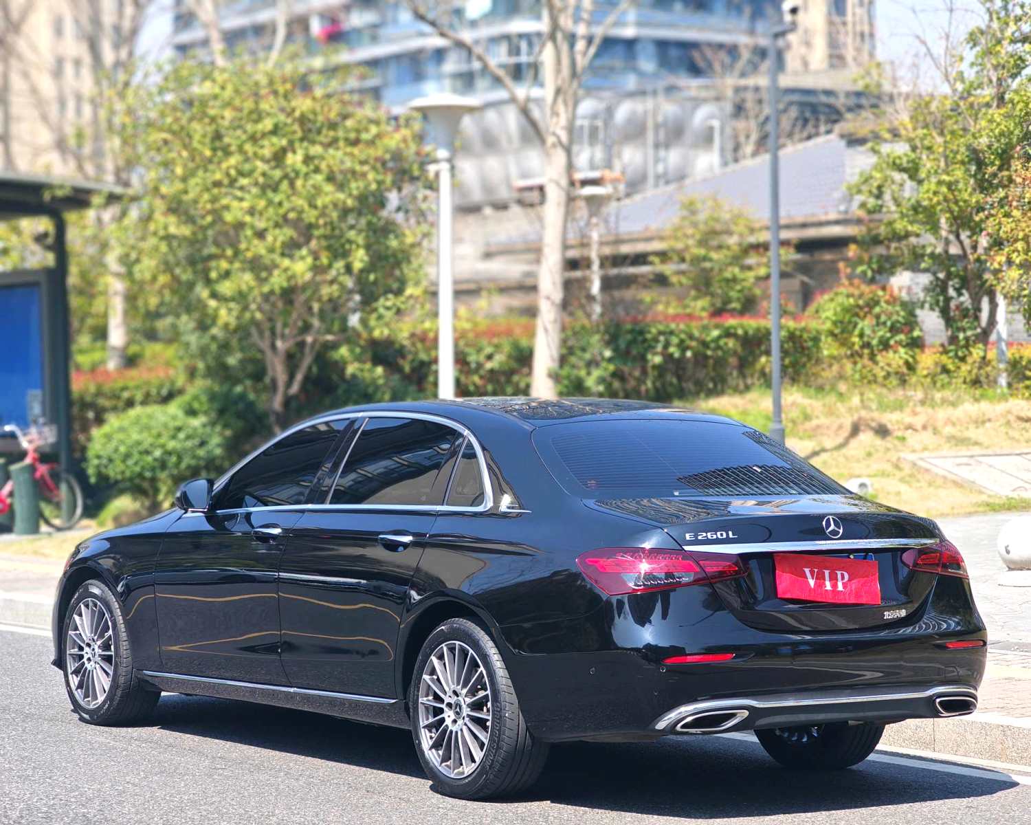 2023 Benz E260L - Main View