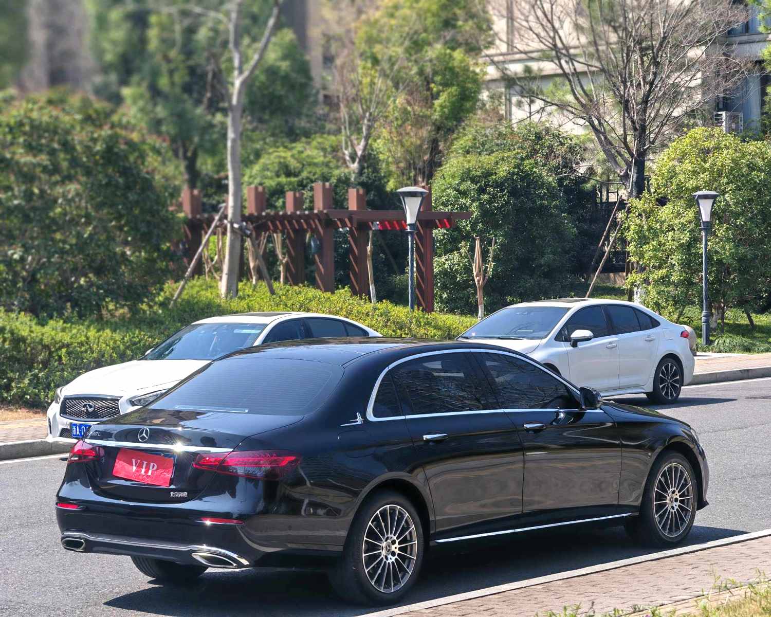 2023 Benz E260L - Main View
