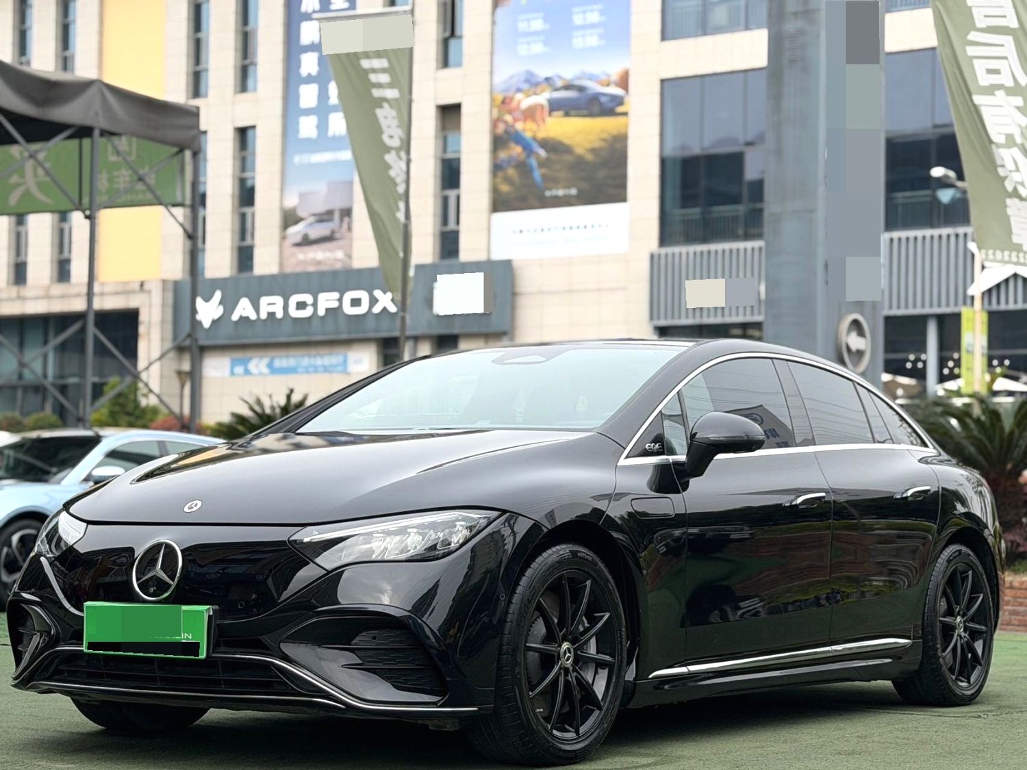 2023 Benz EQE 350 - Main View