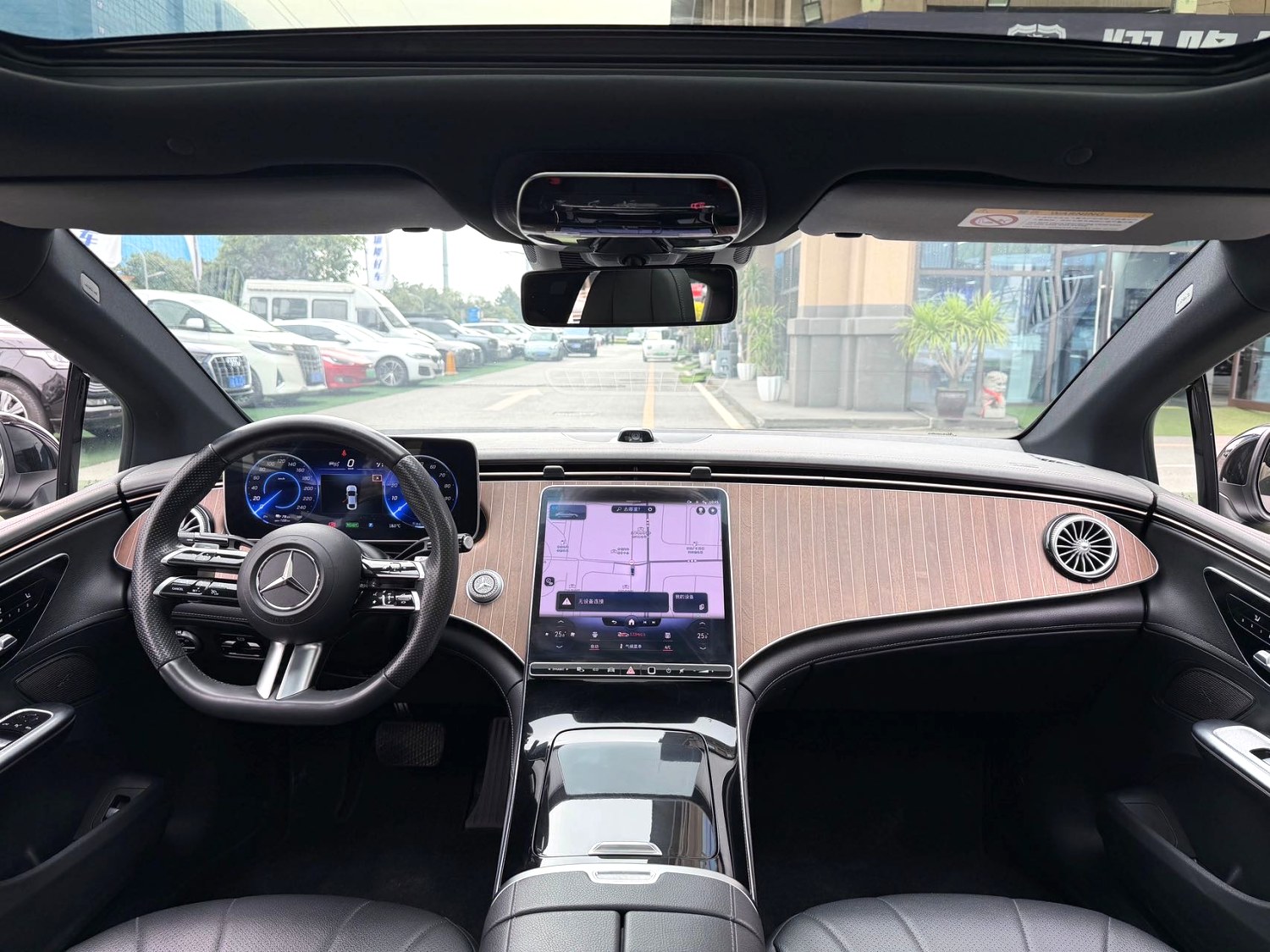 2023 Benz EQE 350 - Main View