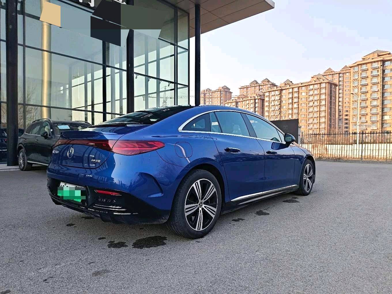 2023 Benz EQE 350 - Main View