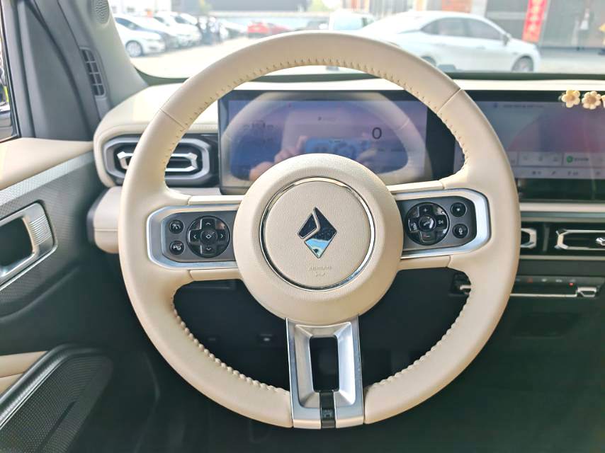 2023 Baojun Yep - Main View