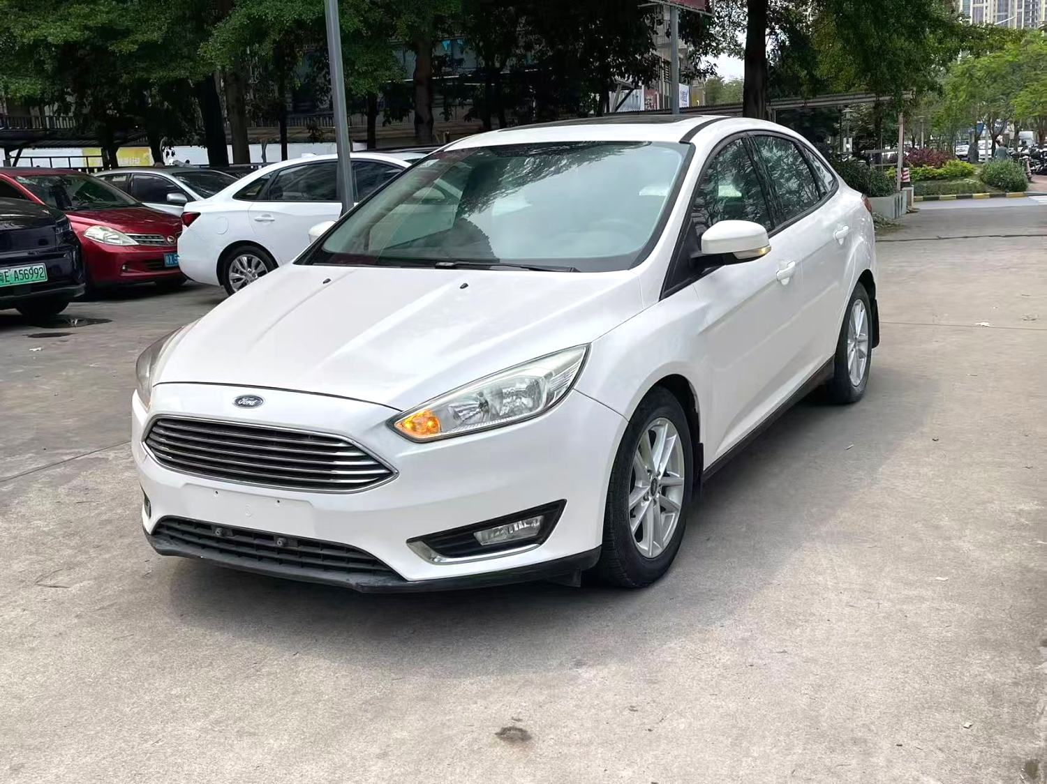 2016 Ford Focus - Main View
