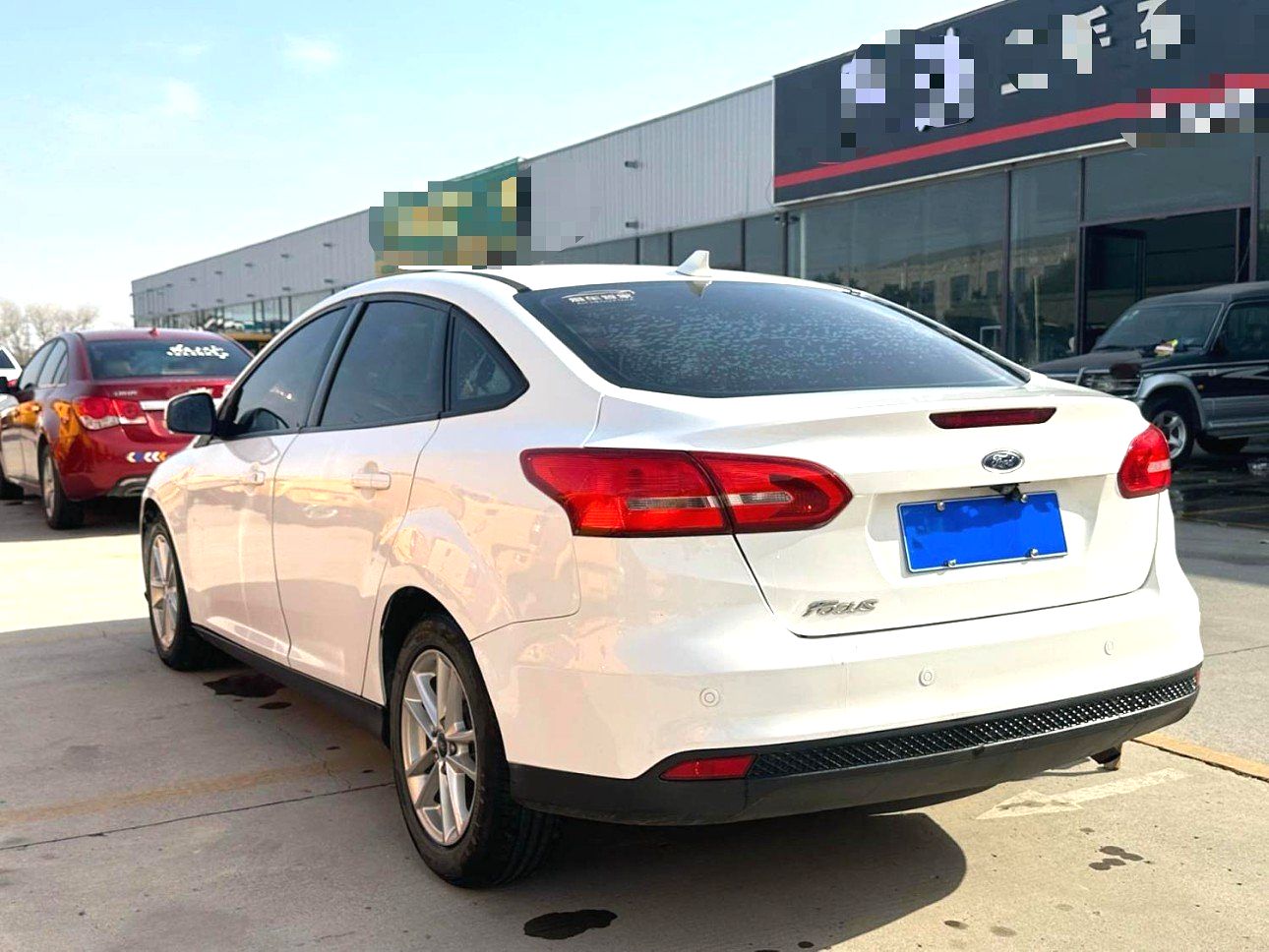 2016 Ford Focus - Main View