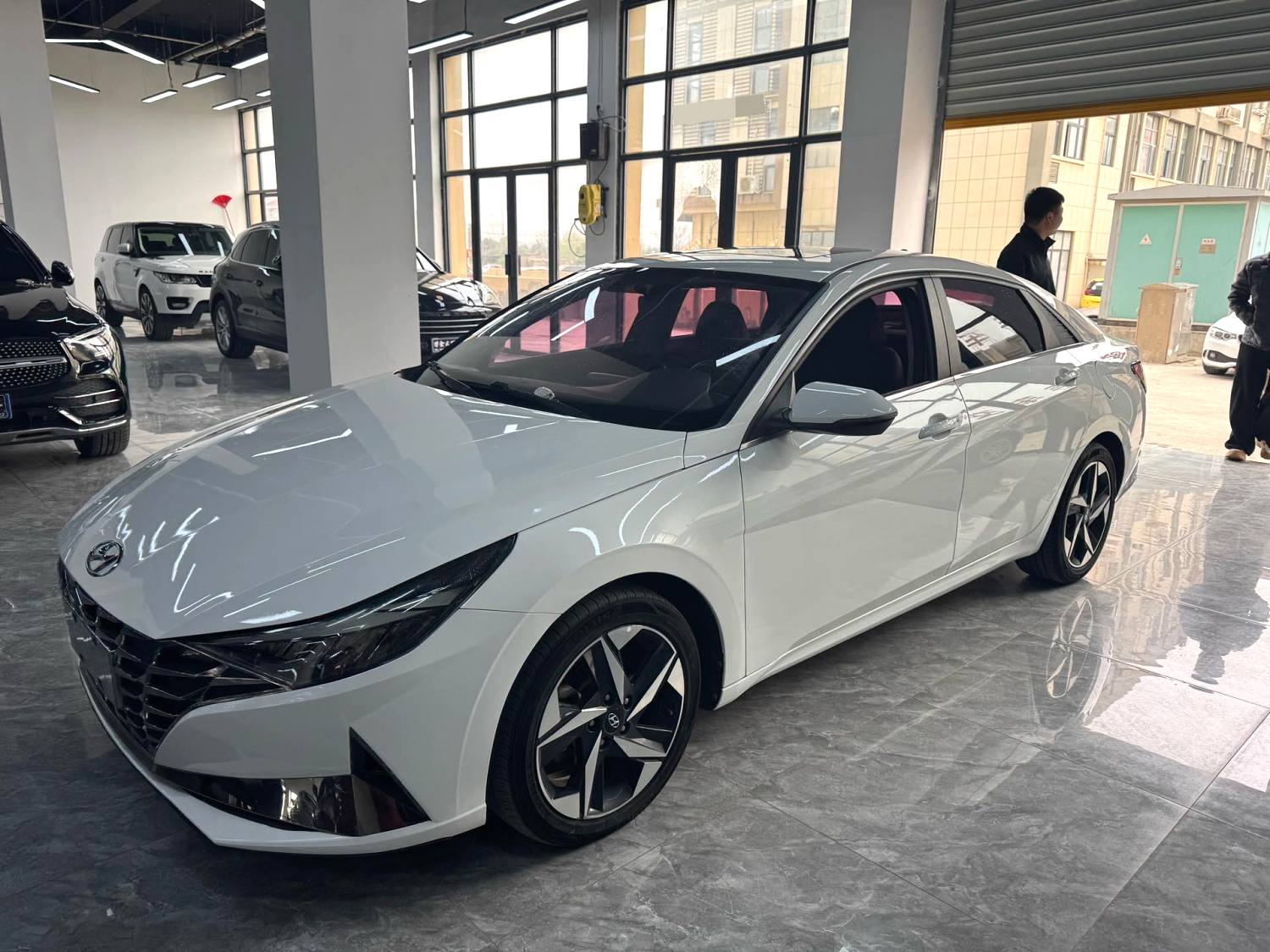 2021 Hyundai Elantra - Main View