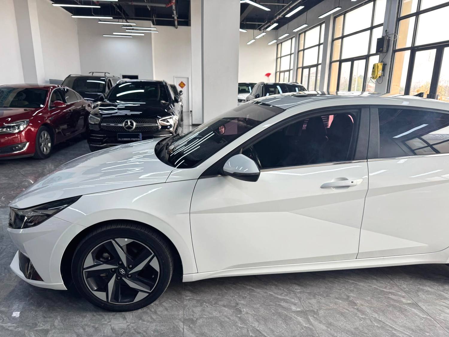 2021 Hyundai Elantra - Main View
