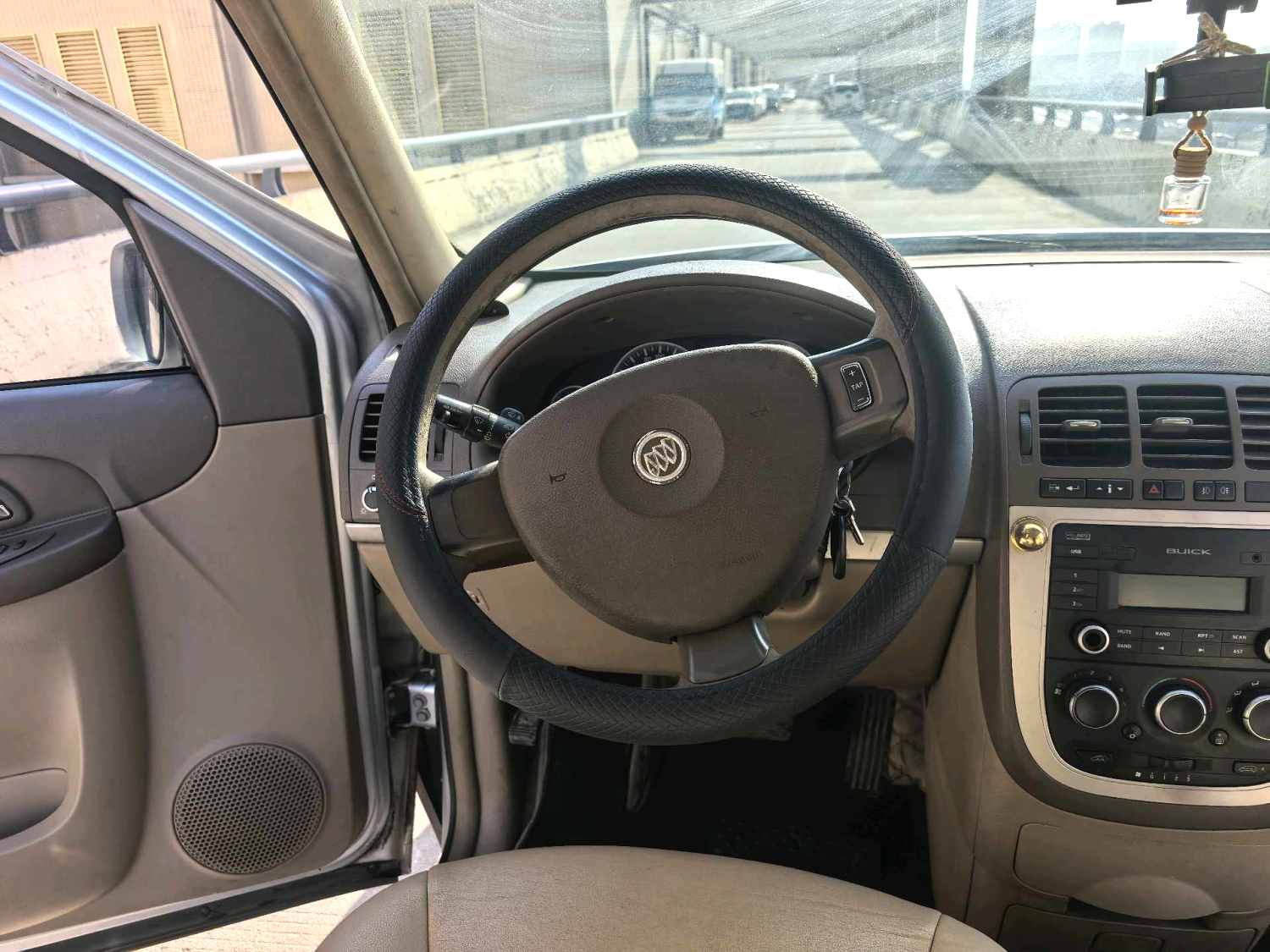 2017 Buick GL8 - Main View
