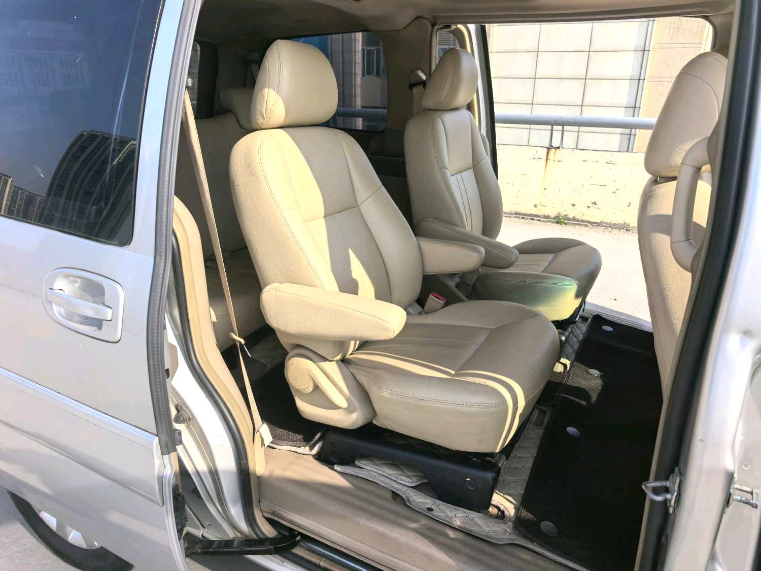 2017 Buick GL8 - Main View