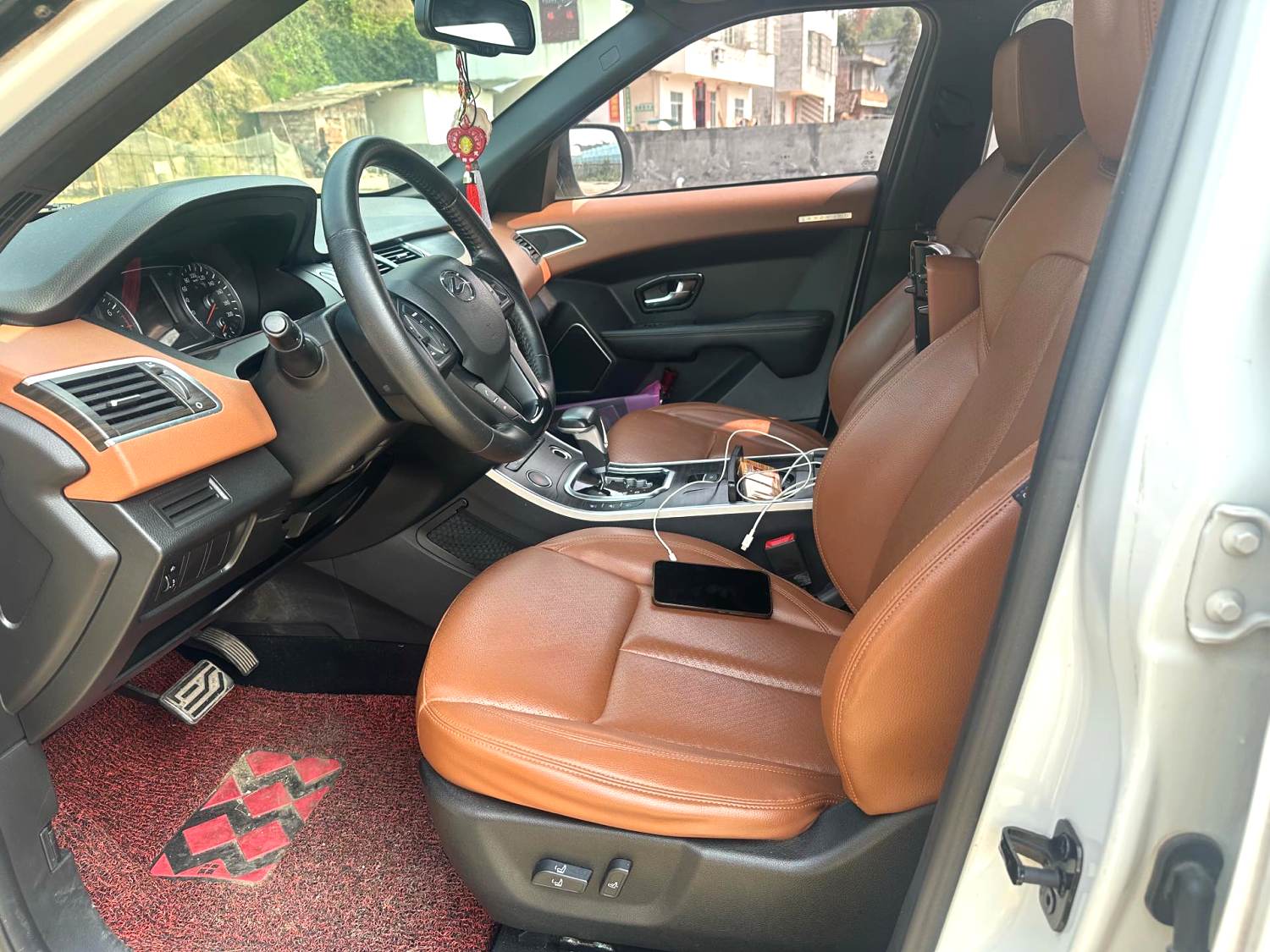 2017 Landwind X7 - Main View