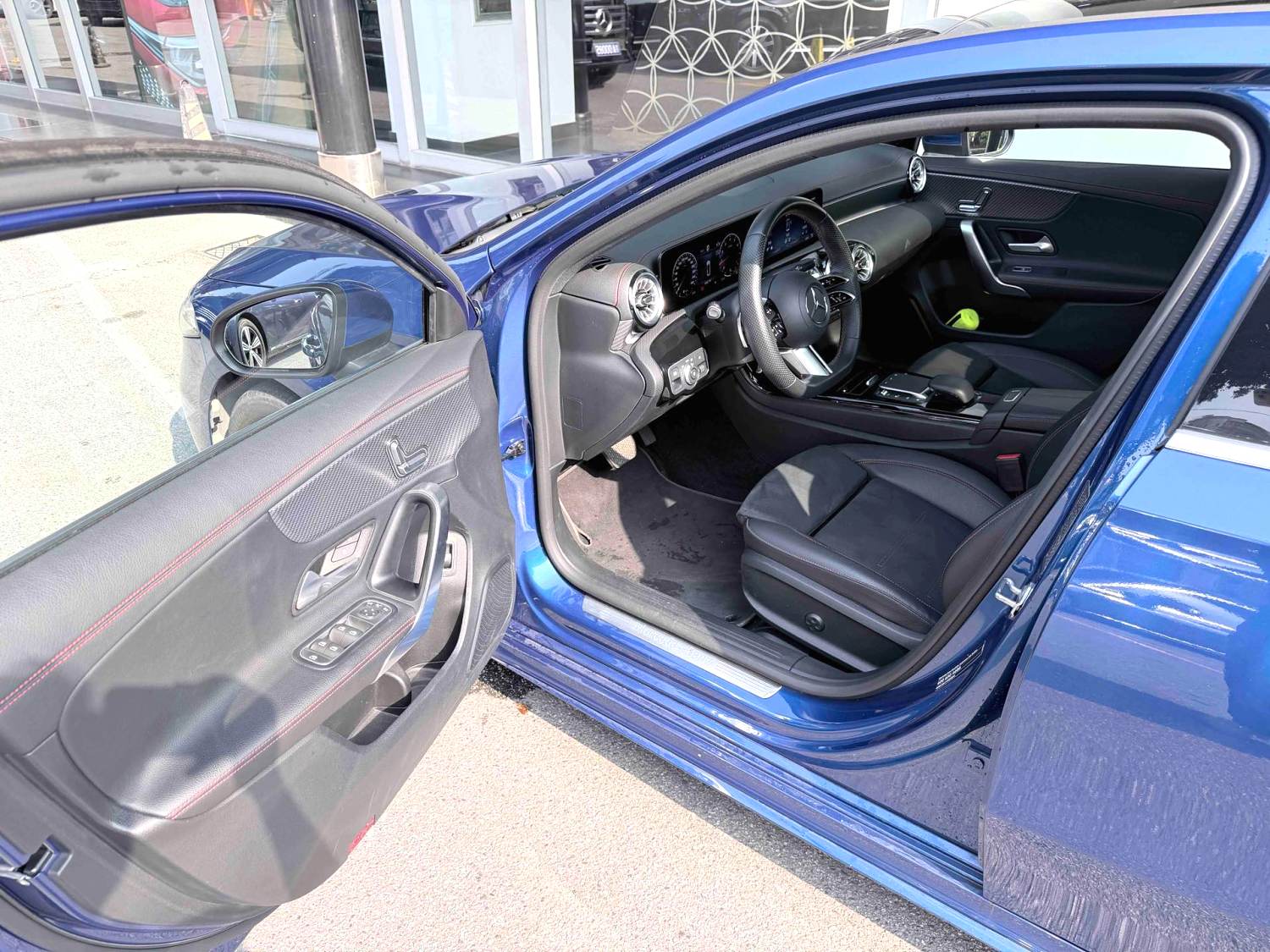2023 Benz A 200L - Main View