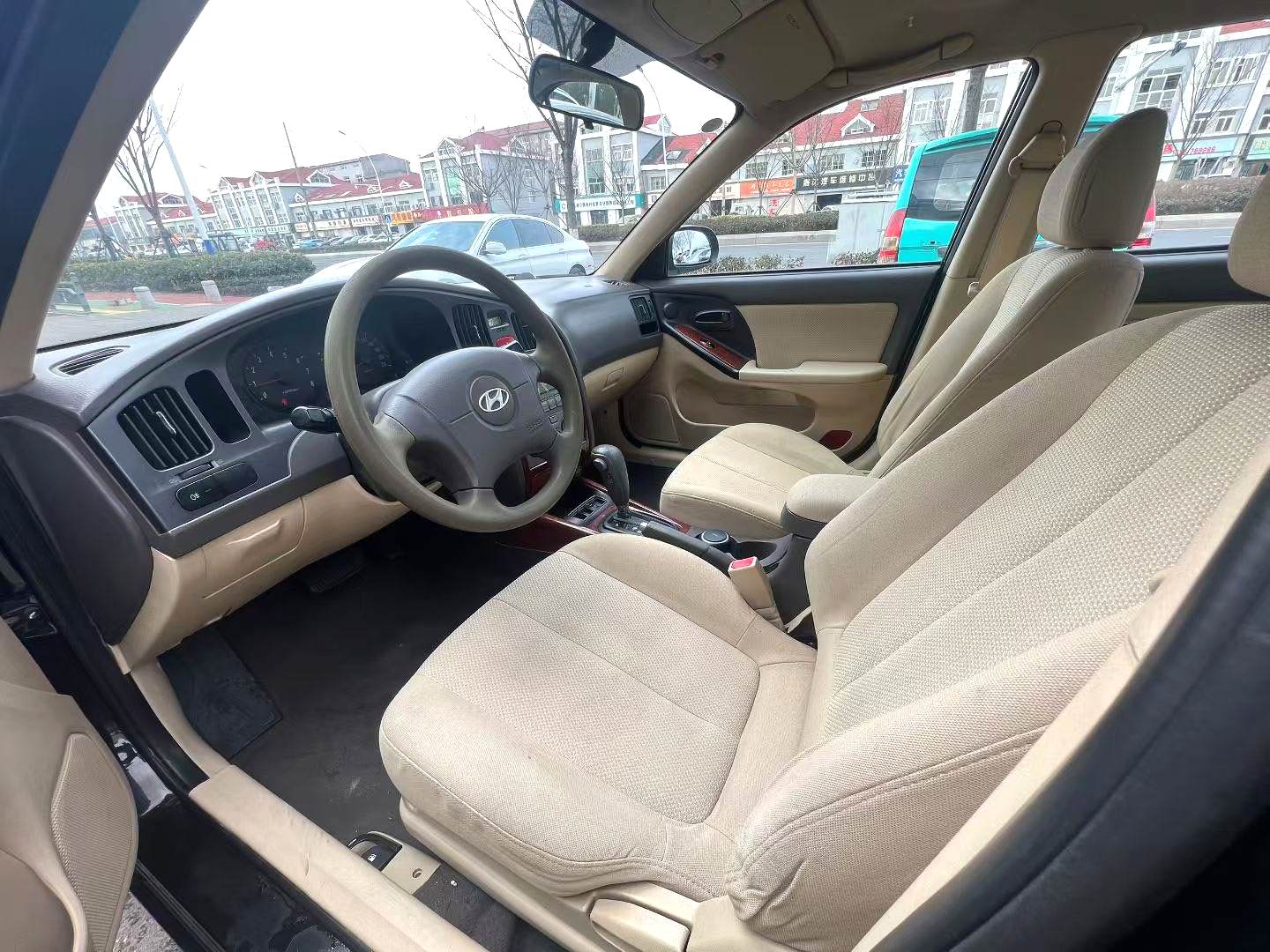 2015 Hyundai Elantra - Main View