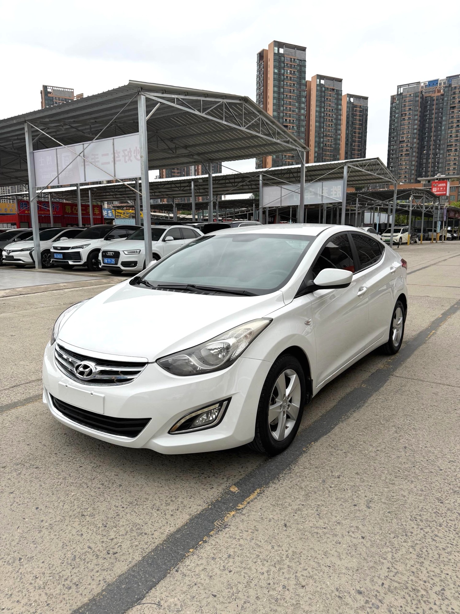 2014 Hyundai Elantra - Main View