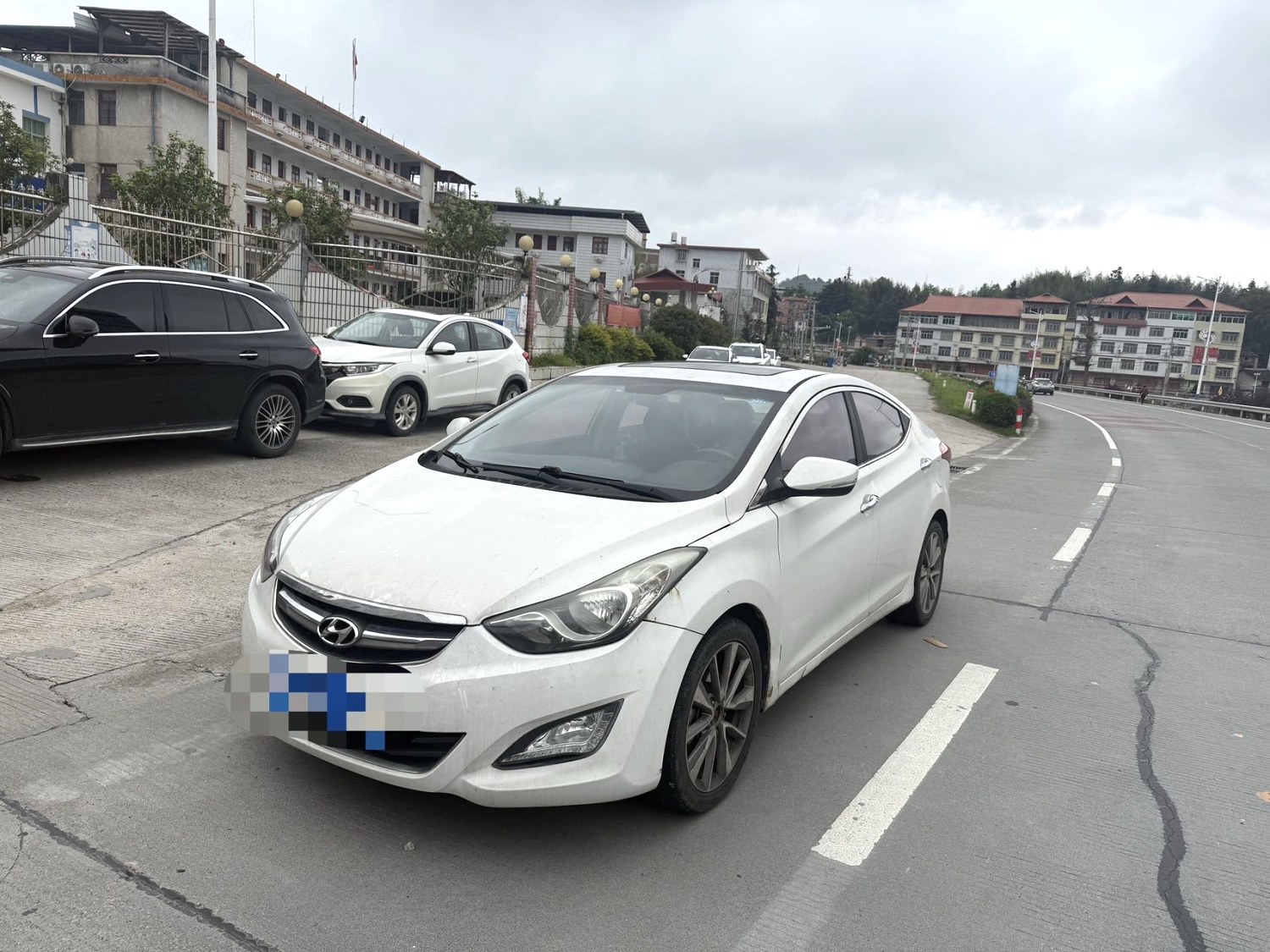 2015 Hyundai Elantra - Main View