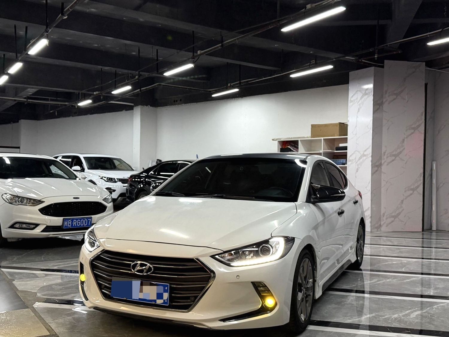 2016 Hyundai Elantra - Main View