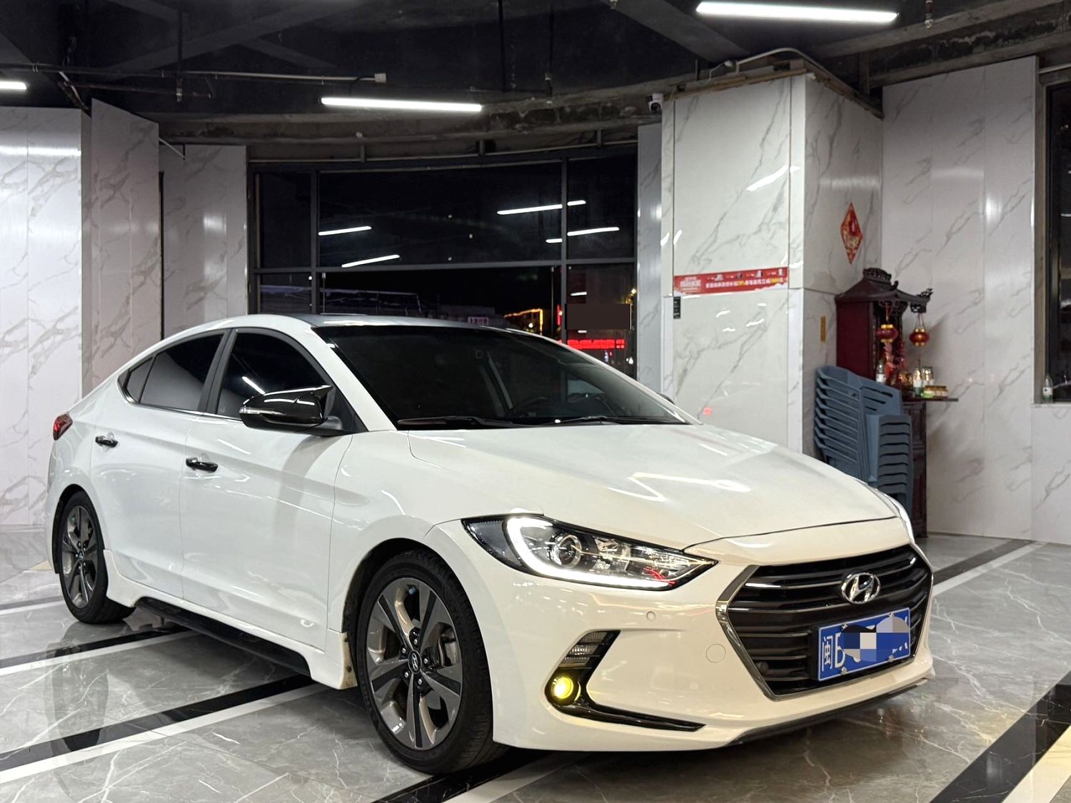 2016 Hyundai Elantra - Main View